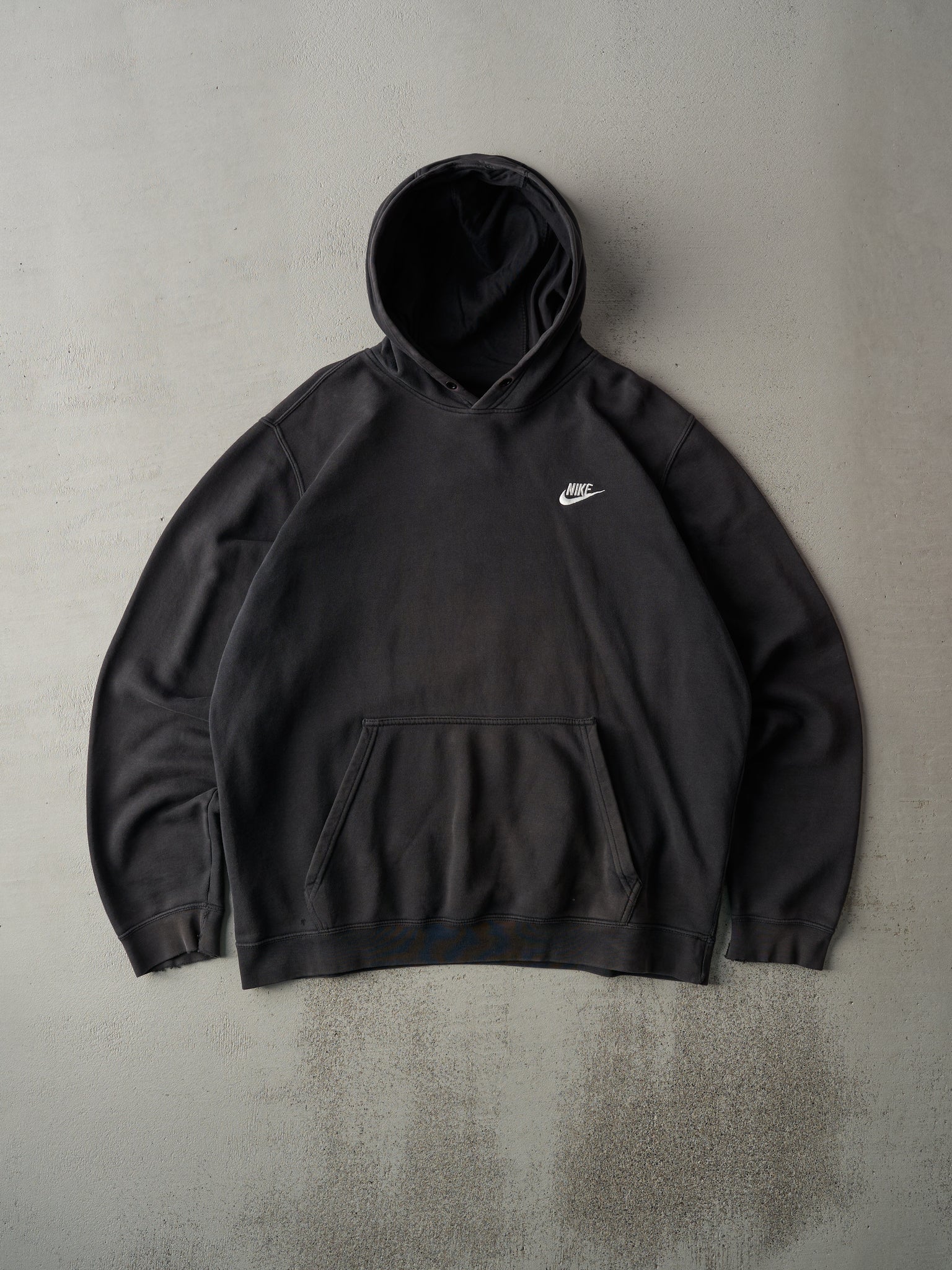 Vintage Y2K Faded Black Nike Logo Hoodie (L)