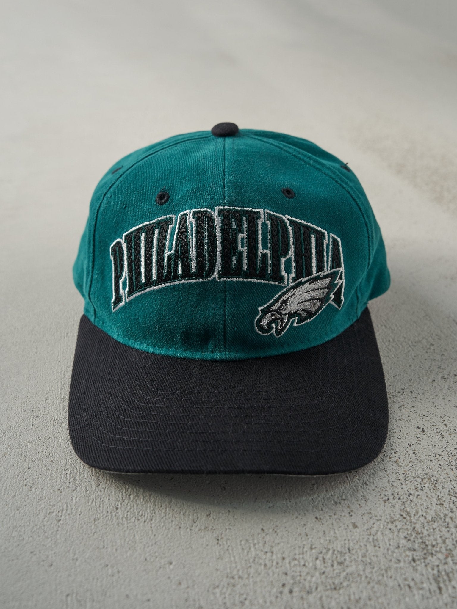 Vintage 90s Green Philadelphia Eagles Blockhead Snapback Hat