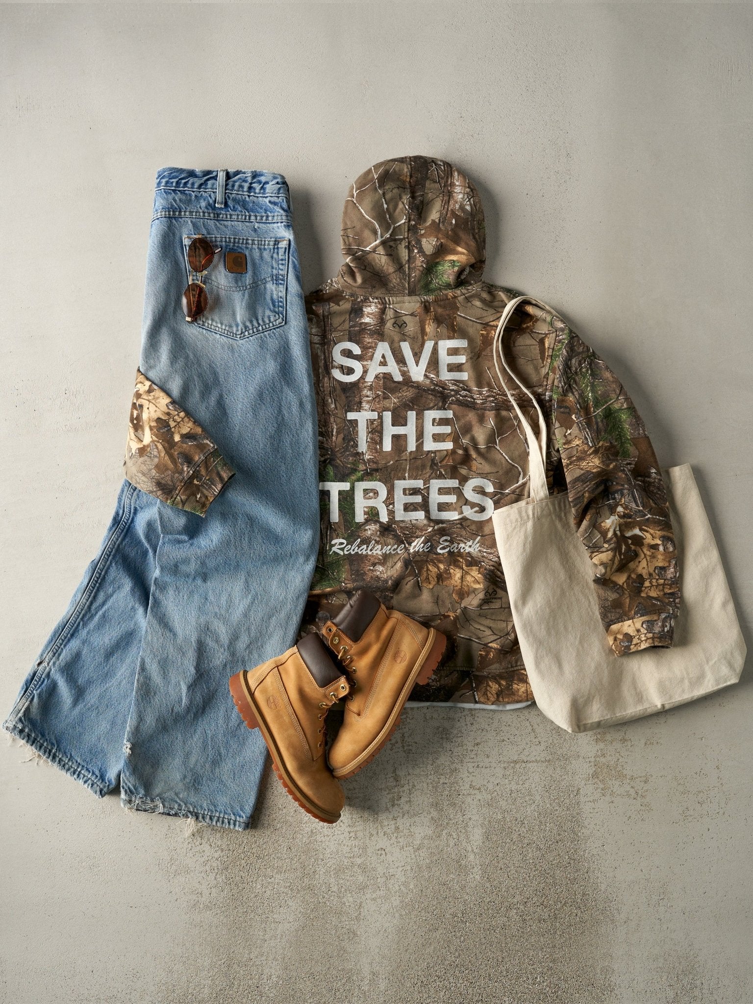 Vintage 90s Light Wash Flannel Lined Carhartt Jeans (35x31.5)