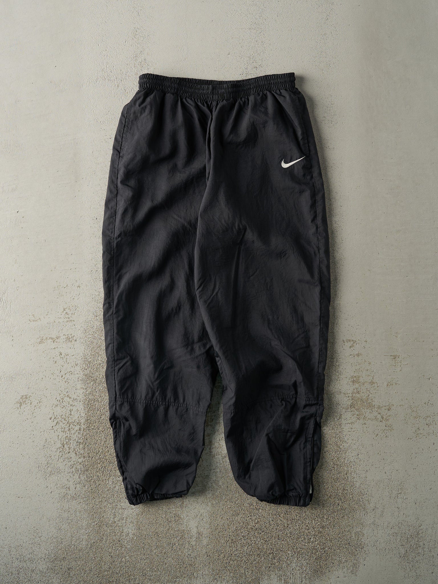 Vintage 90s Black Nike Windbreaker Pants (30x28.5)