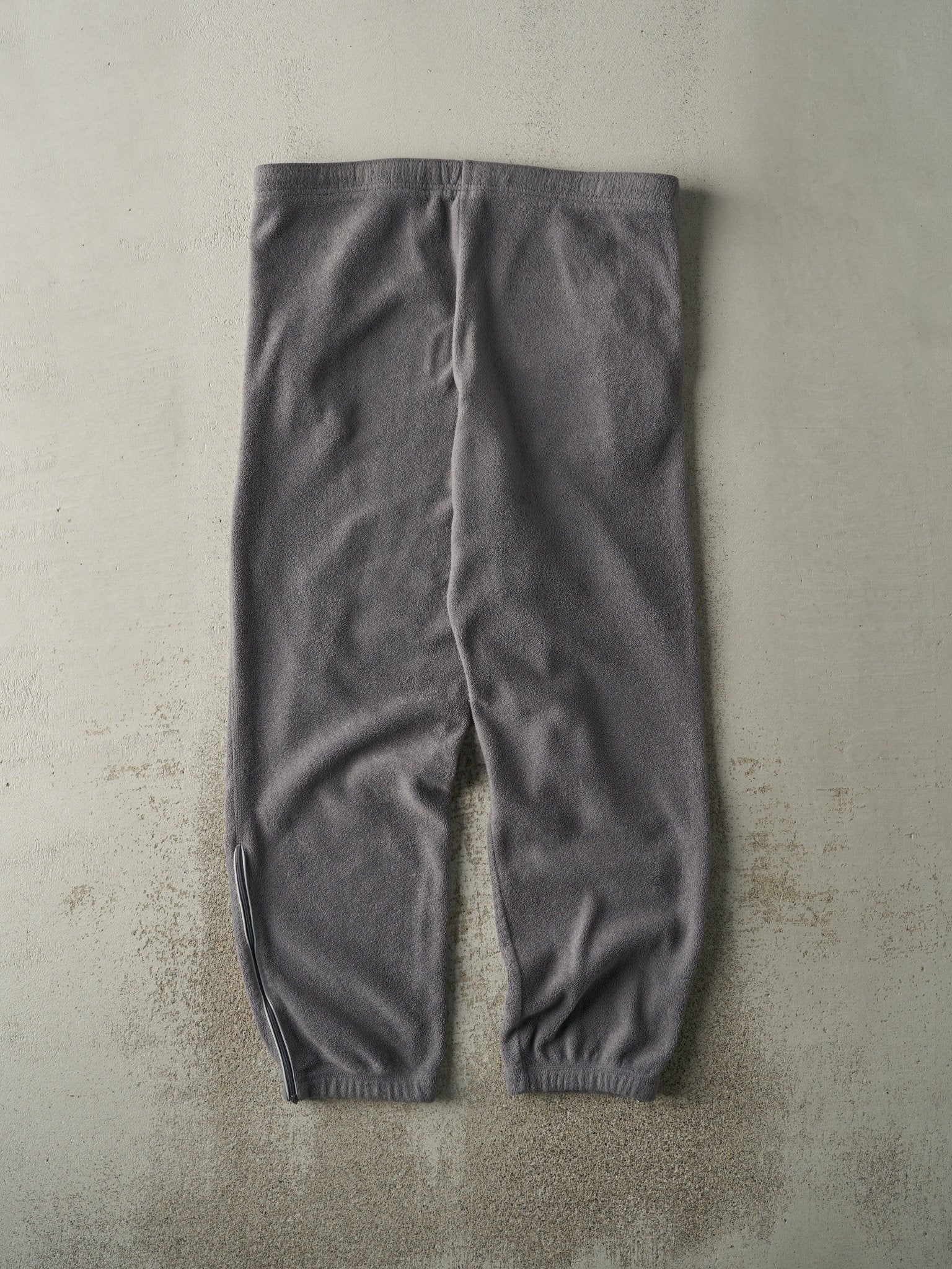 Vintage Y2K Grey Nike Fleece Sweatpants (39x31)