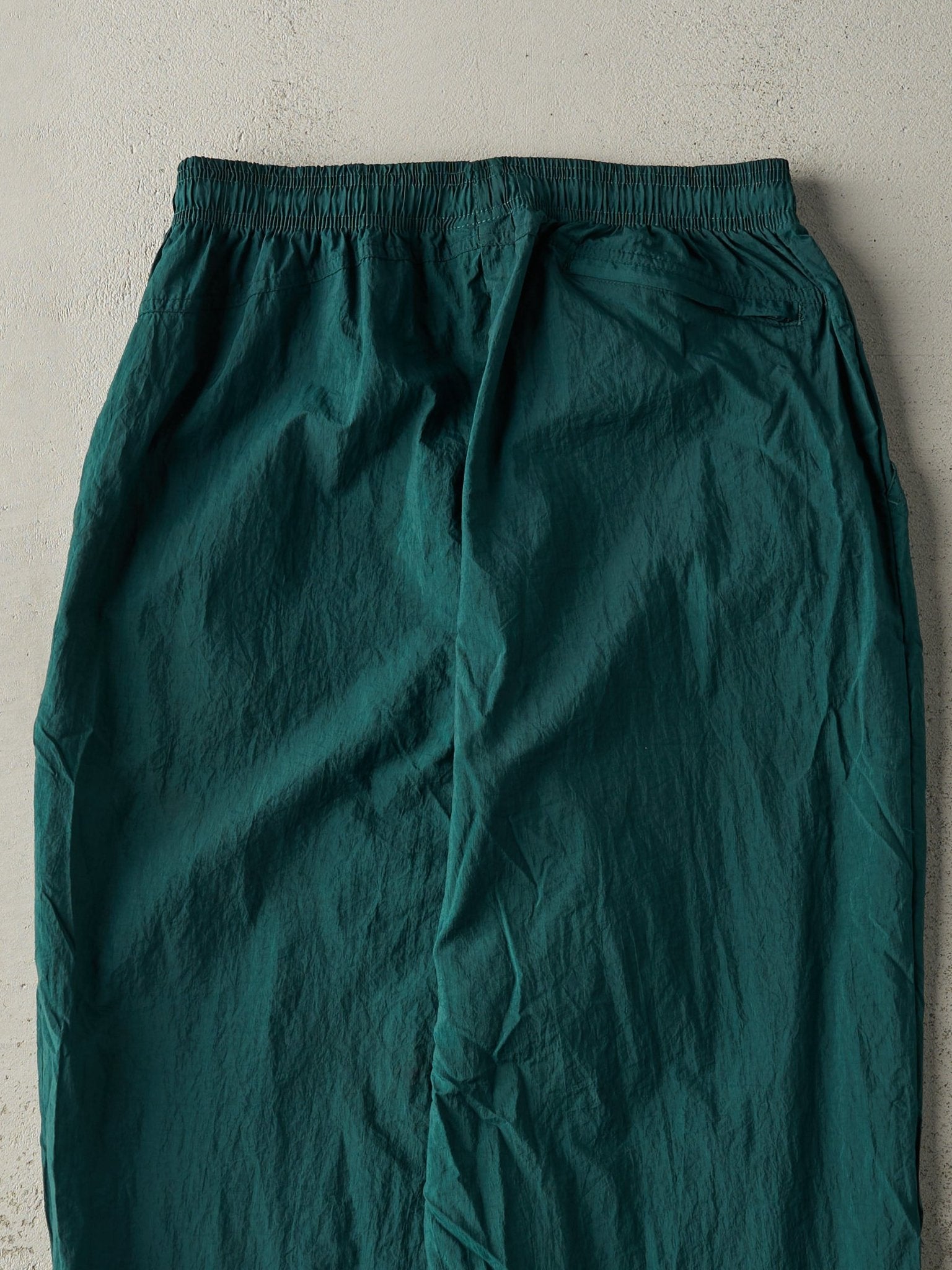 Vintage 90s Green Embroidered Nike Windbreaker Pants (29x32)