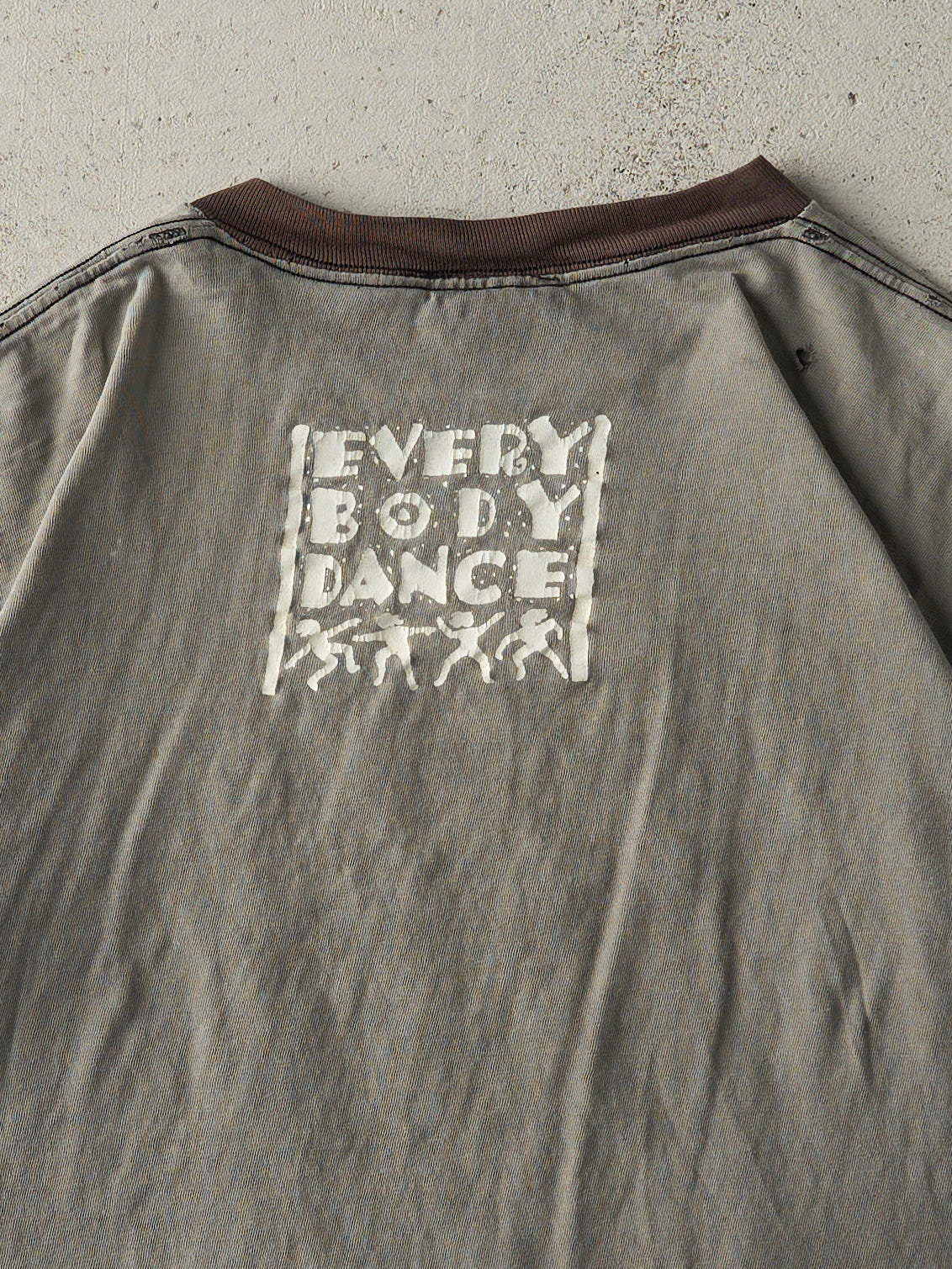 Vintage 90s Sun Faded Grey Everybody Dance Single Stitch Tee (M)