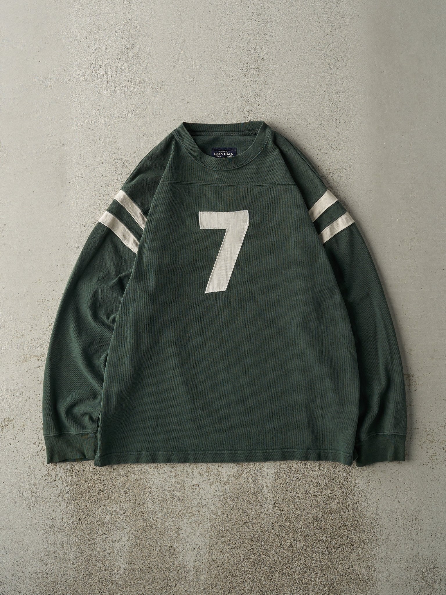 Vintage Y2K Green 7 Long Sleeve (M/L)