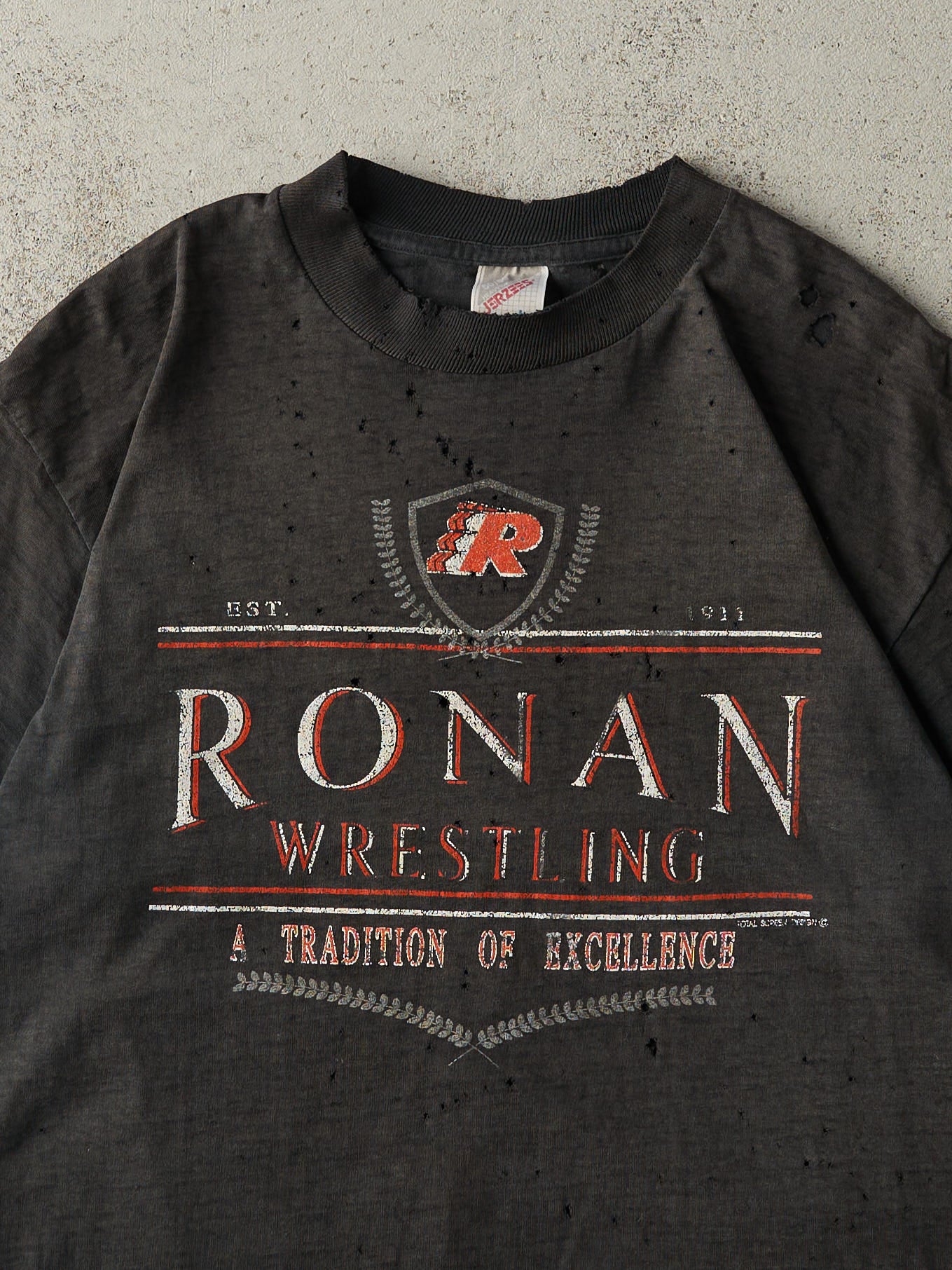 Vintage 90s Black Ronan Wrestling Tee (M)