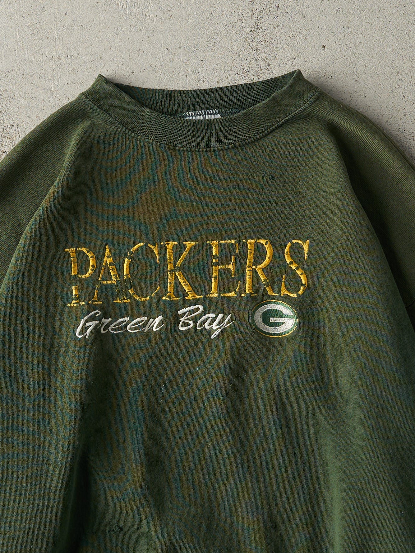 Vintage 90s Green Embroidered Green Bay Packers Crewneck (L)