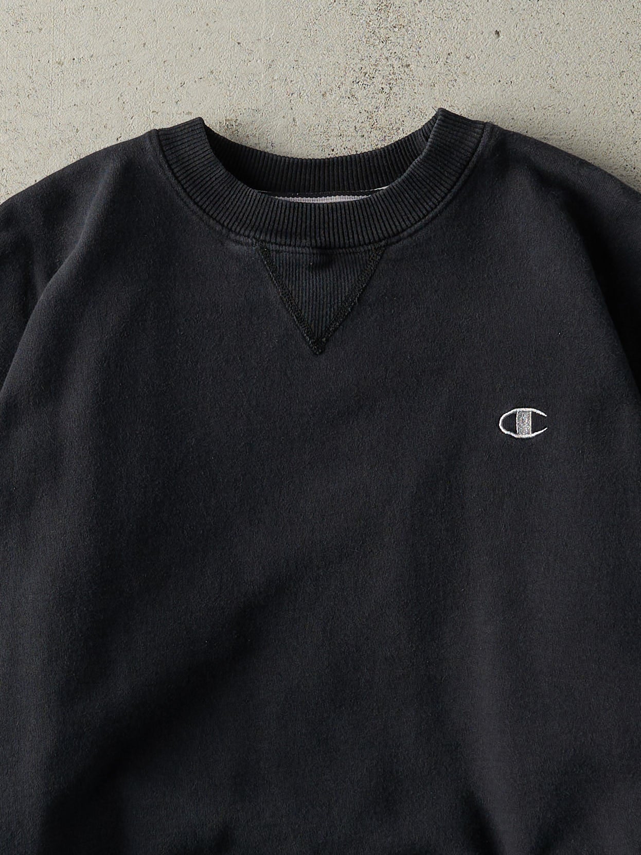 Vintage Y2K Black Embroidered Champion Crewneck (L)