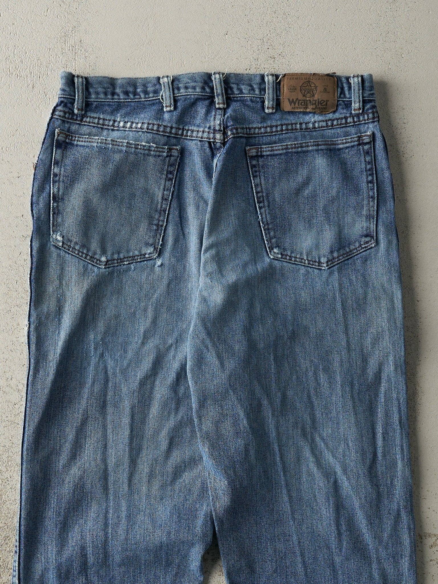 Vintage 90s Mid Wash Wrangler Jeans (33x33)