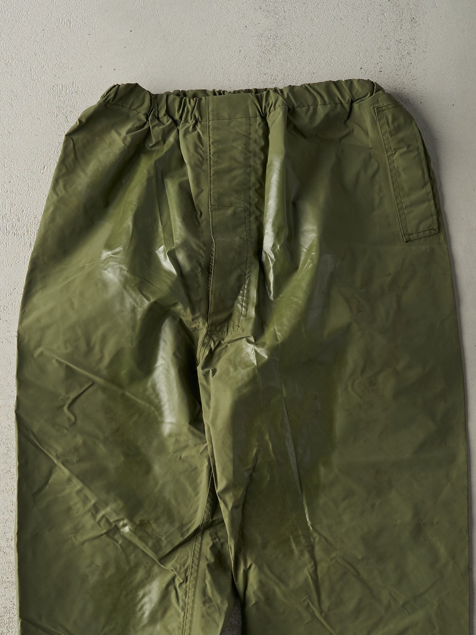 Vintage 99' Green Military Rain Pants (30x30)