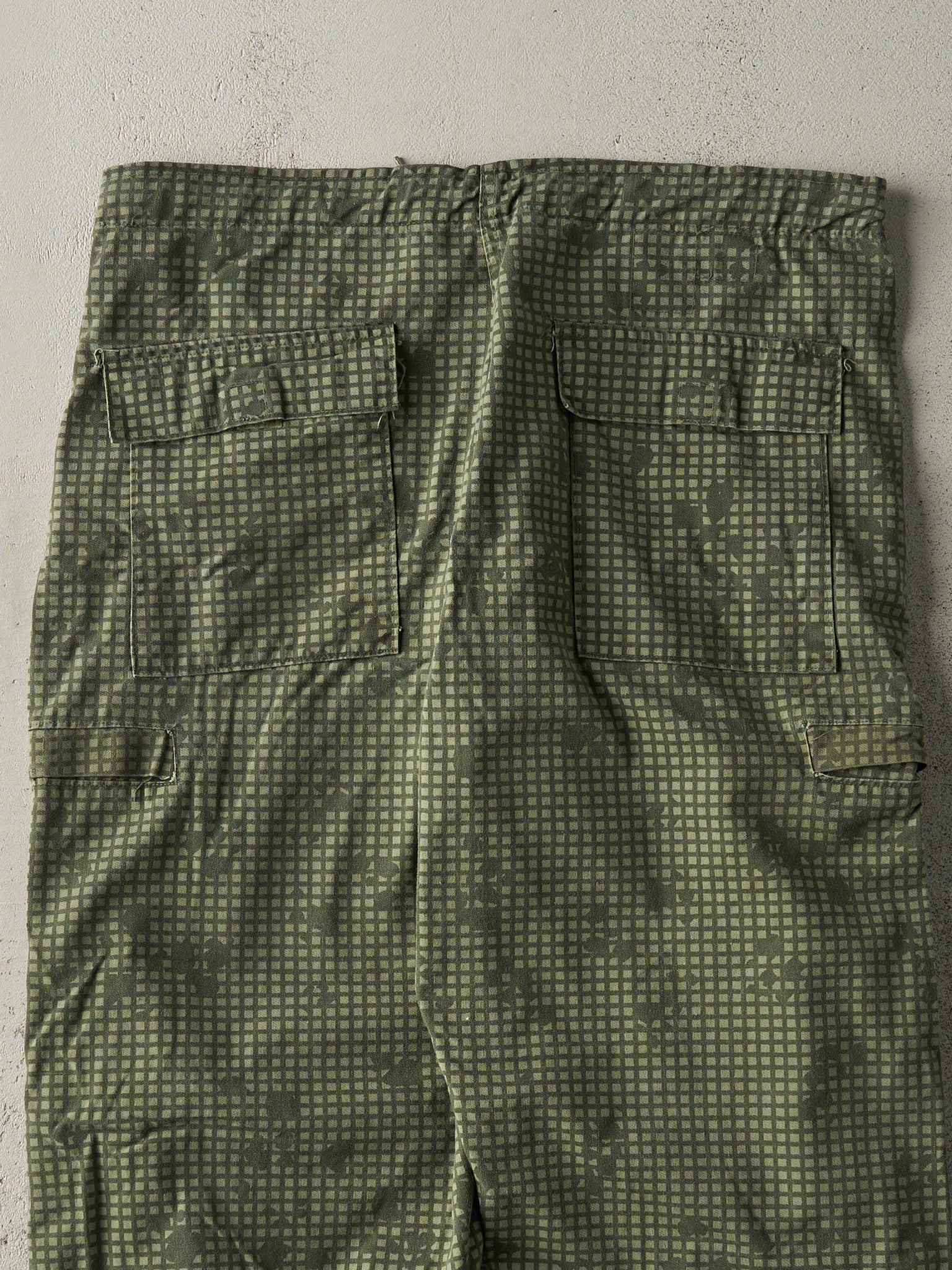 Vintage 90s Camo Military Camo Pants (37x29.5)