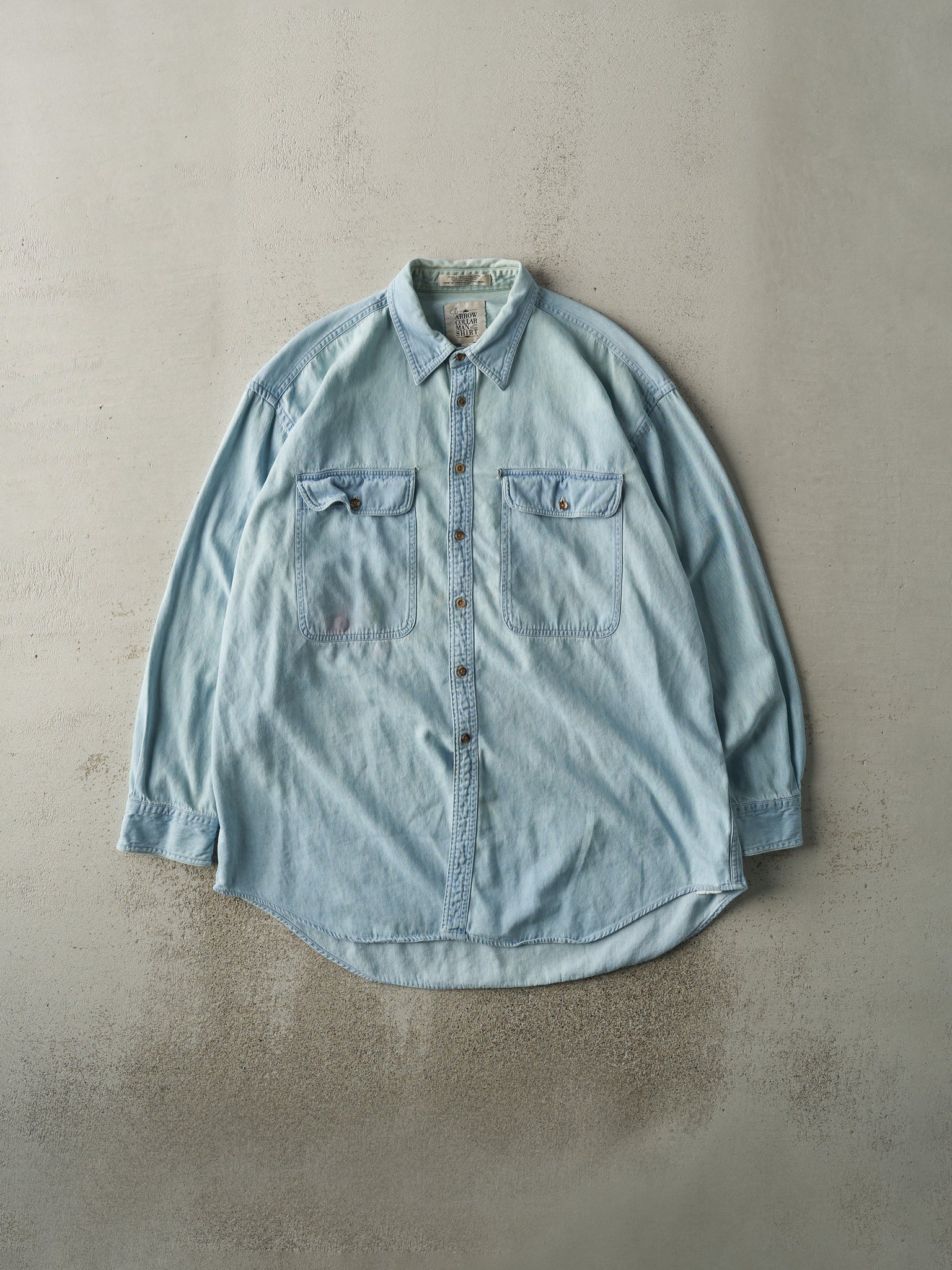 Vintage 90s Light Wash Denim Button Up (L)