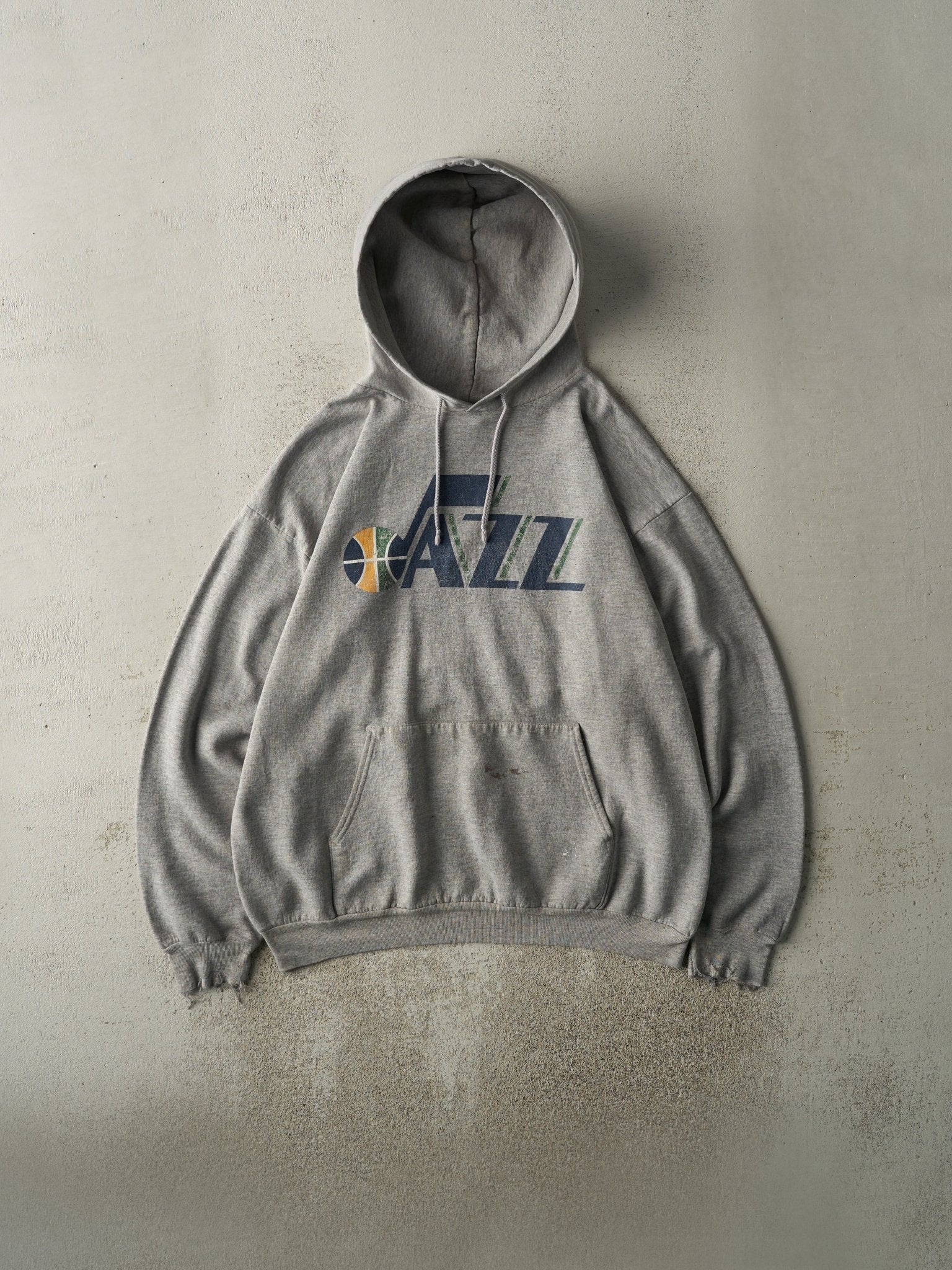 Vintage Y2K Grey Utah Jazz Hoodie (L)