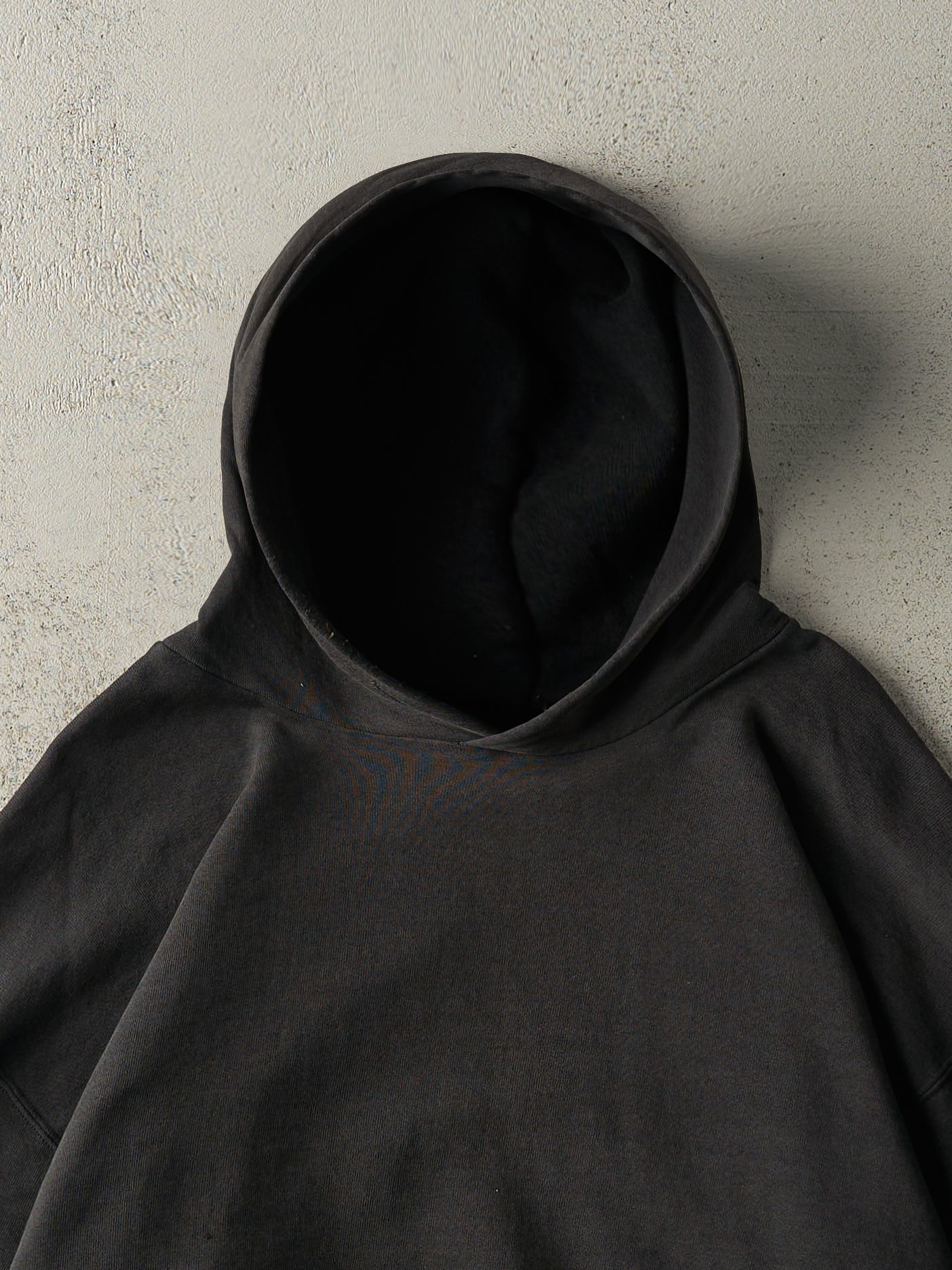 Vintage 90s Faded Black Russell Athletic Hoodie (L)