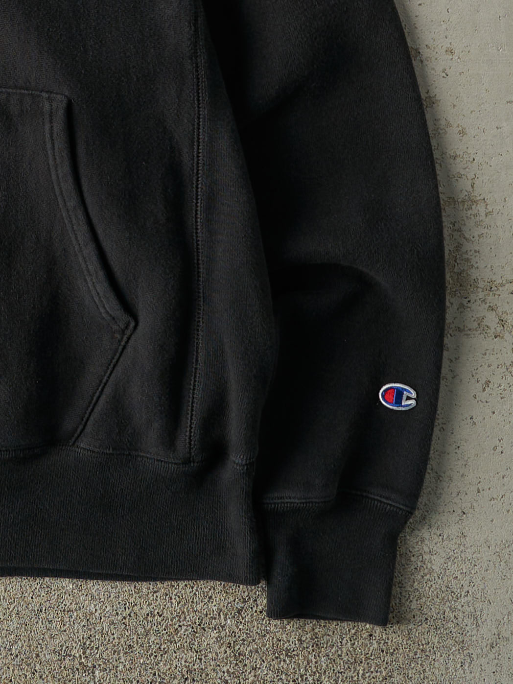 Vintage Y2K Black Champion Reverse Weave Hoodie (M/L)