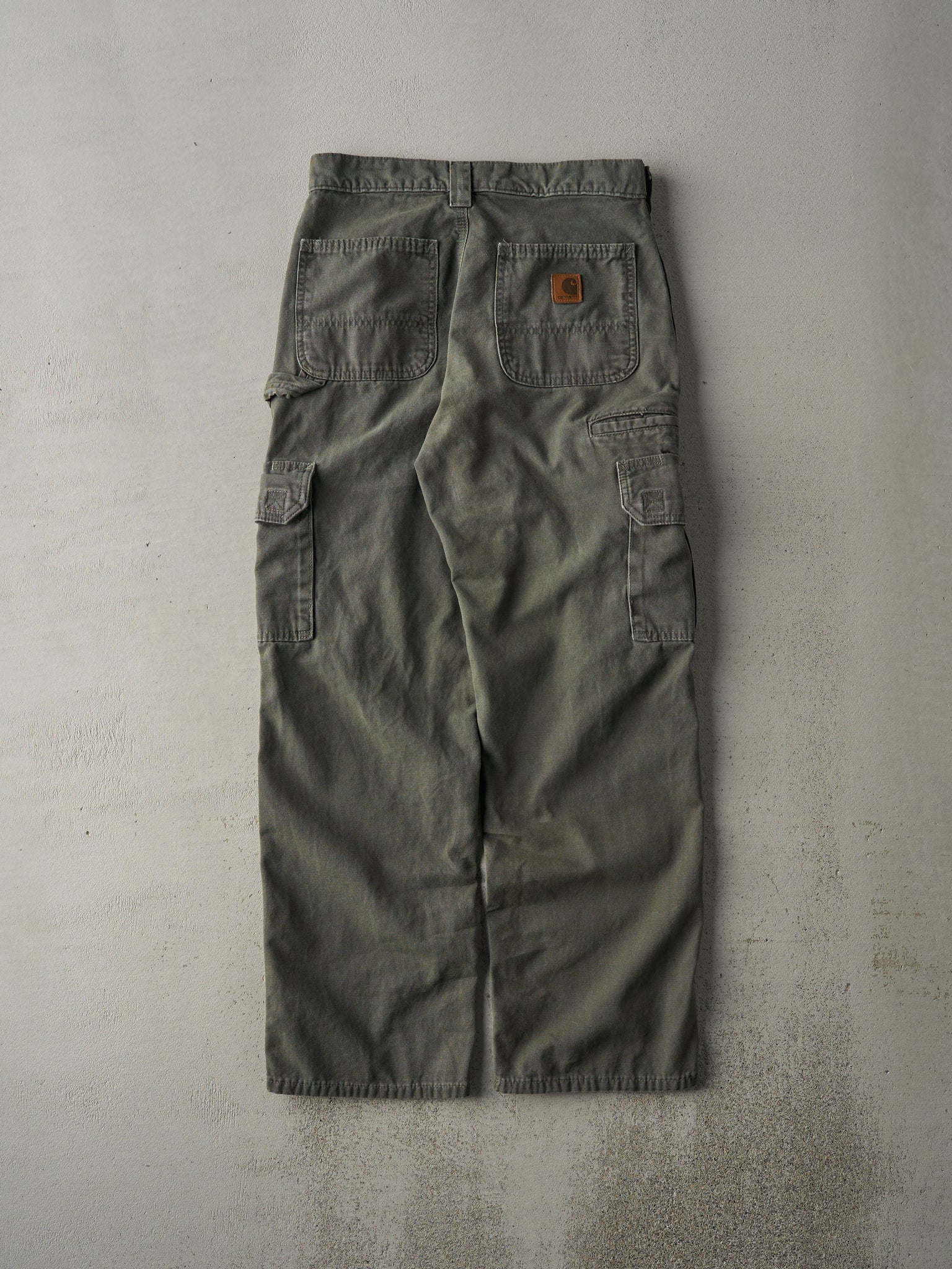 Vintage Y2K RARE Army Green Carhartt Cargo Carpenter Pants (29x28.5)