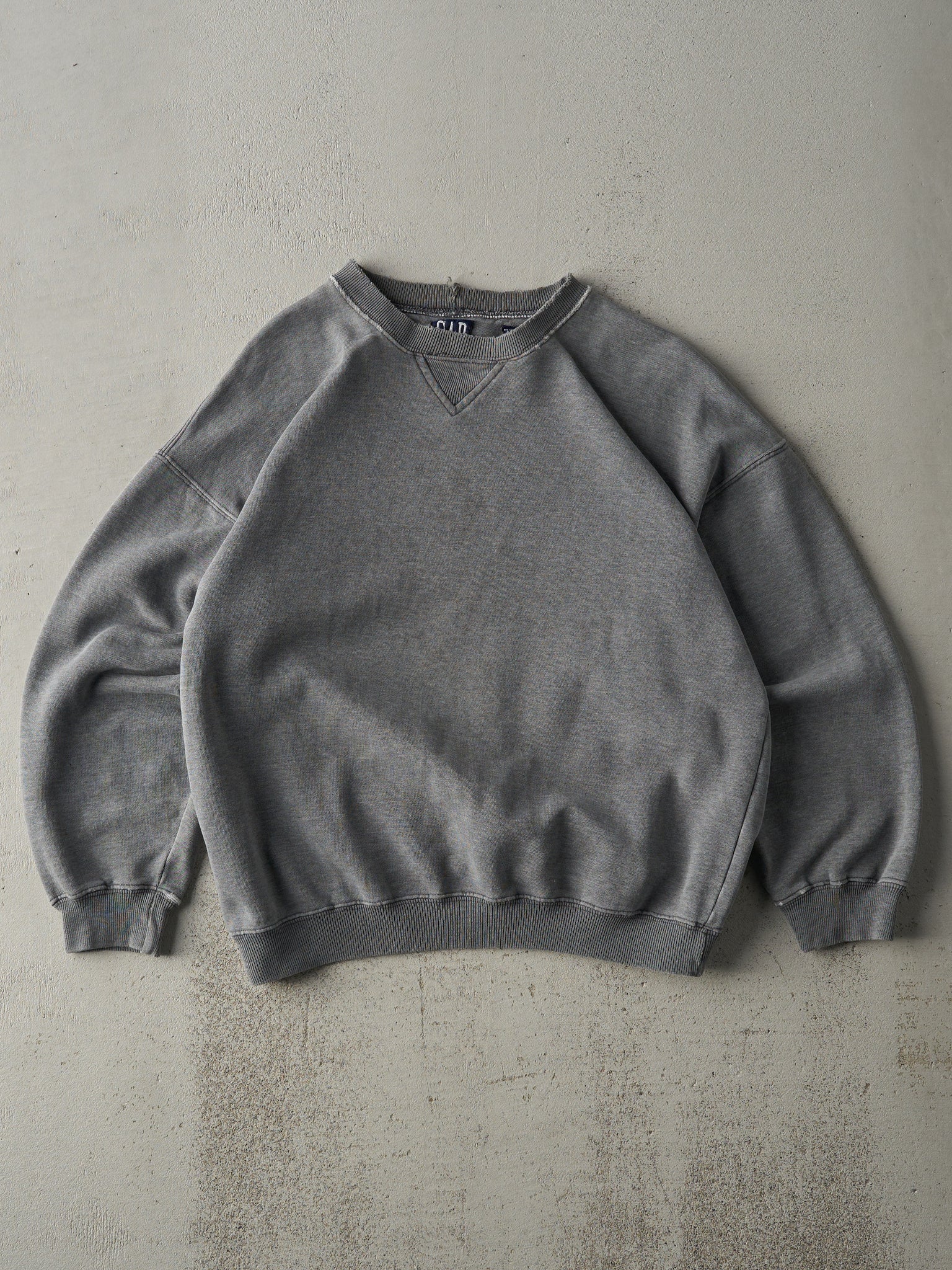 Vintage 90s Washed Charcoal Grey Gap Blank Boxy Crewneck (M)