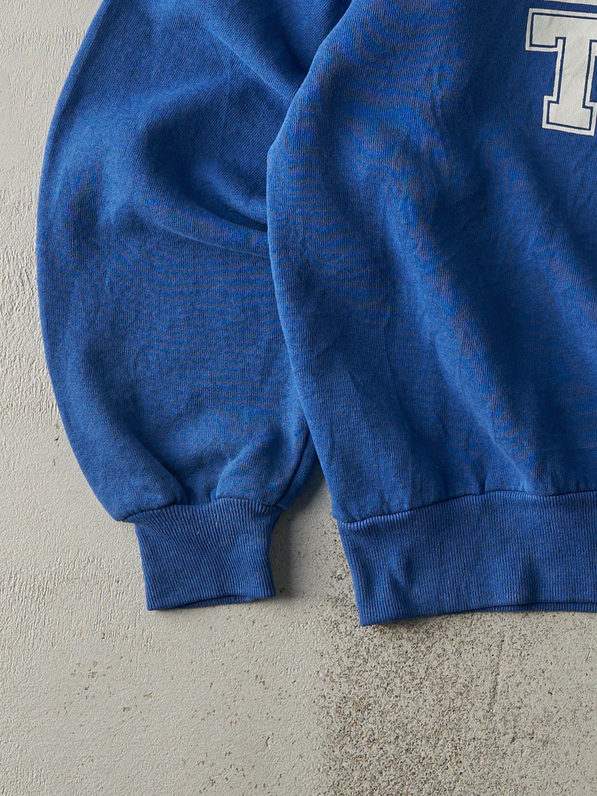 Vintage 90s Blue Hennessey Eagles Track Crewneck (L)