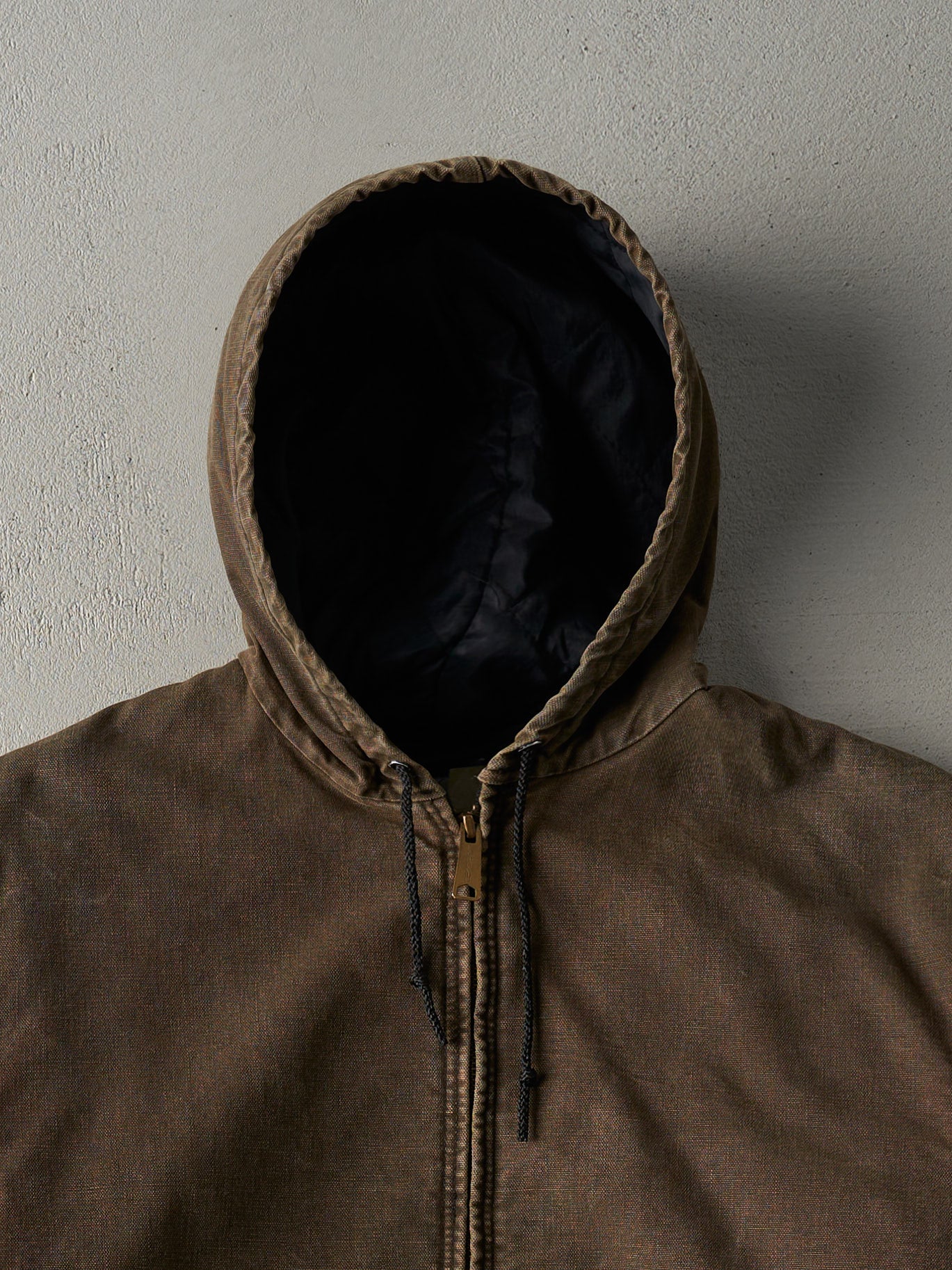 Vintage 90s Washed Chocolate Brown Carhartt Hooded Workwear Jacket (L)