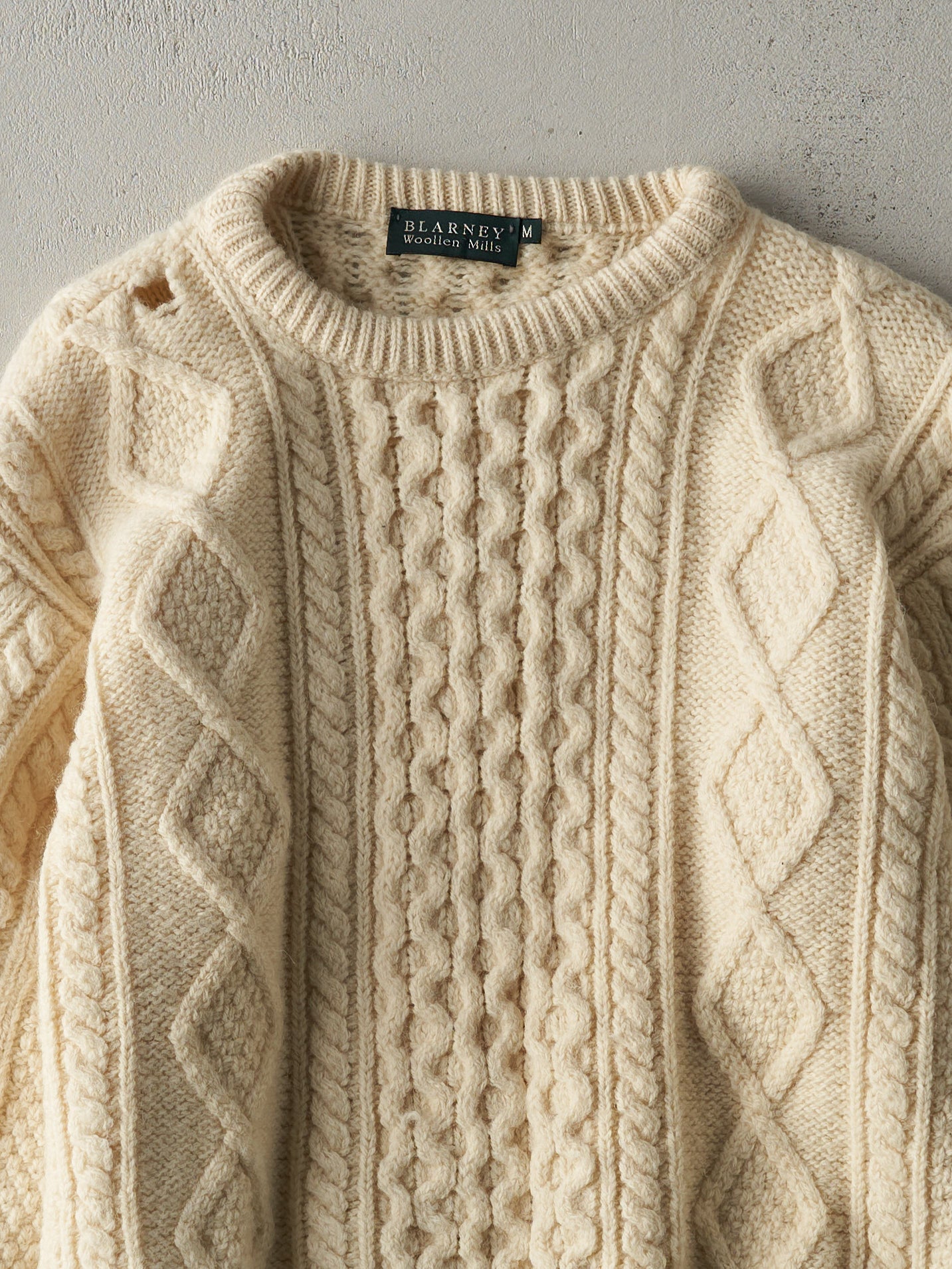 Vintage 80s Beige Cable Knit Sweater (M)