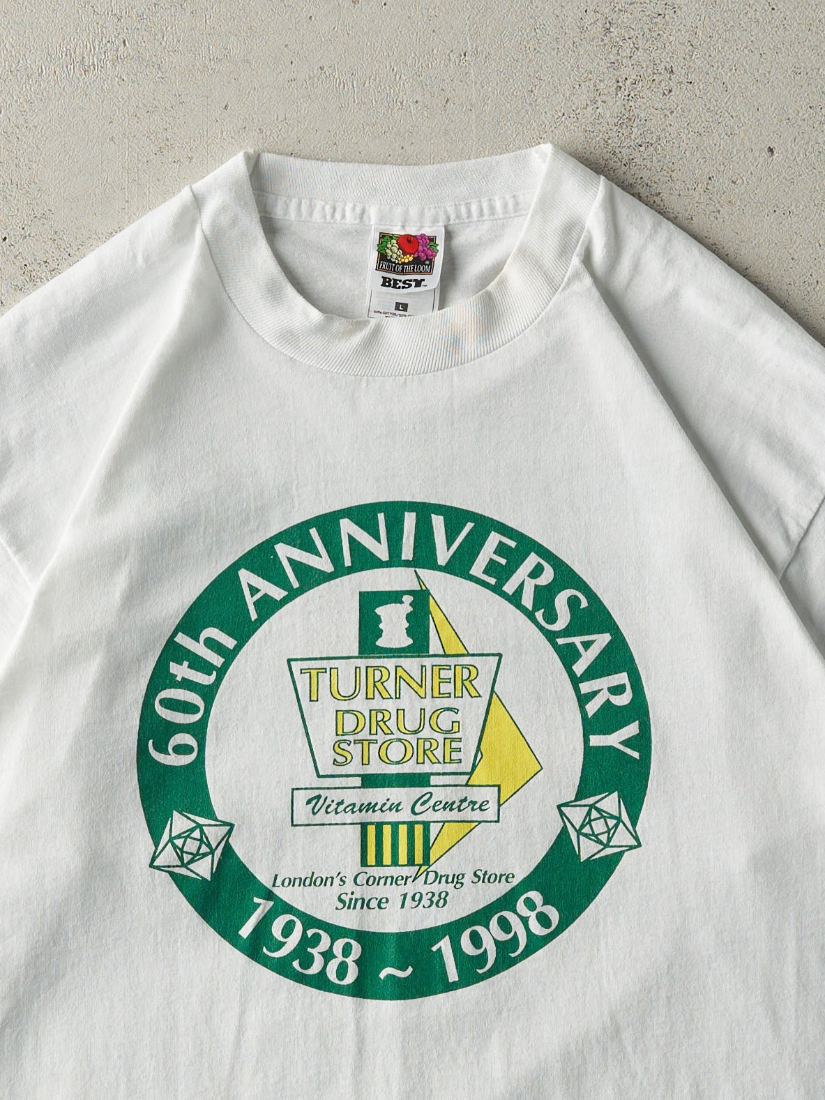 Vintage 98' White Turner Drug Store Single Stitch Tee (M)