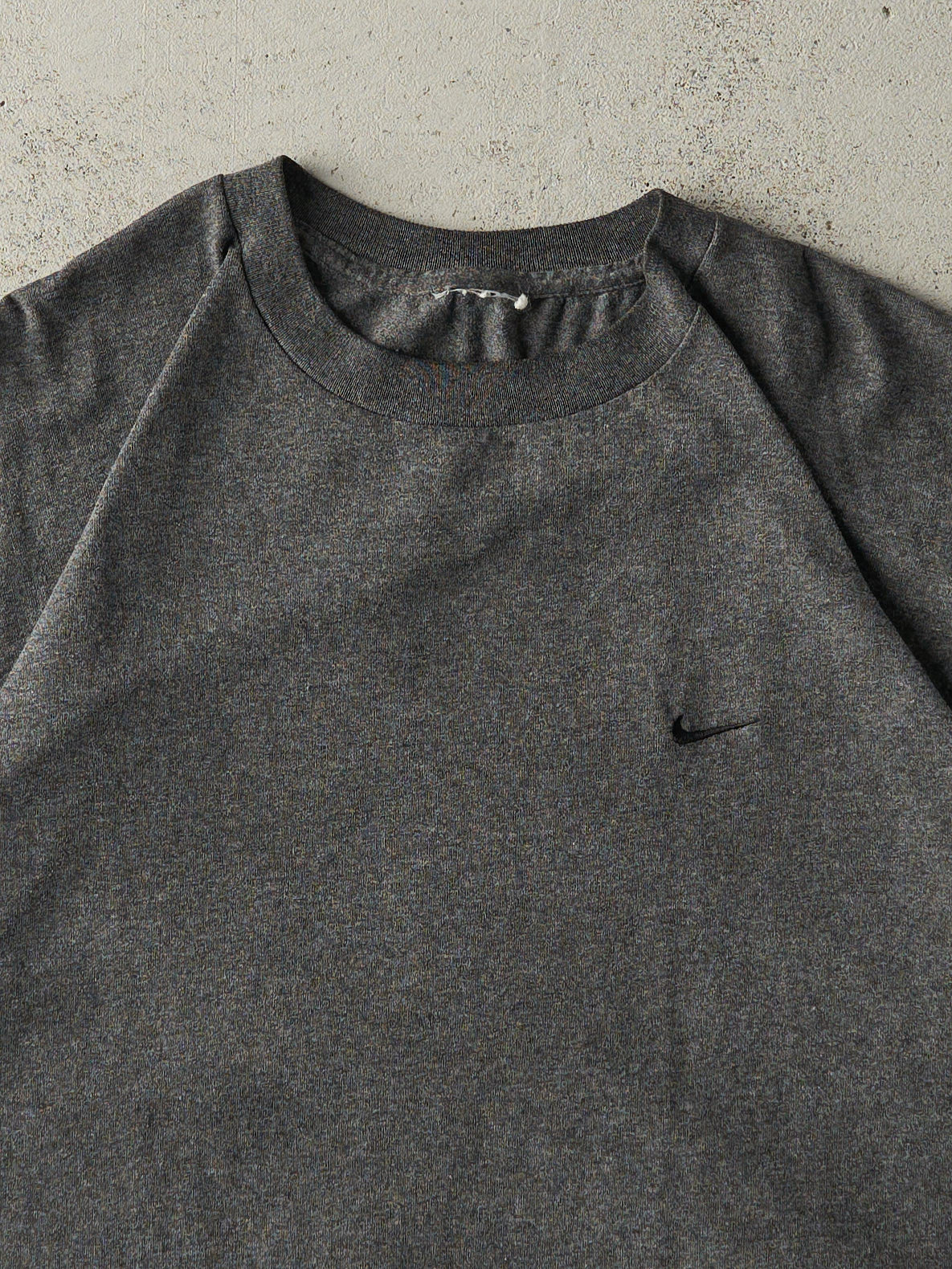 Vintage 90s Charcoal Grey Nike Embroidered Tee (L)