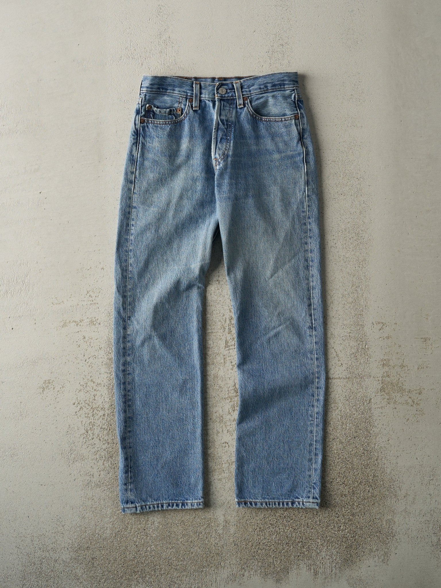 Vintage Y2K Mid Wash Levi's 501 Jeans (28x30)