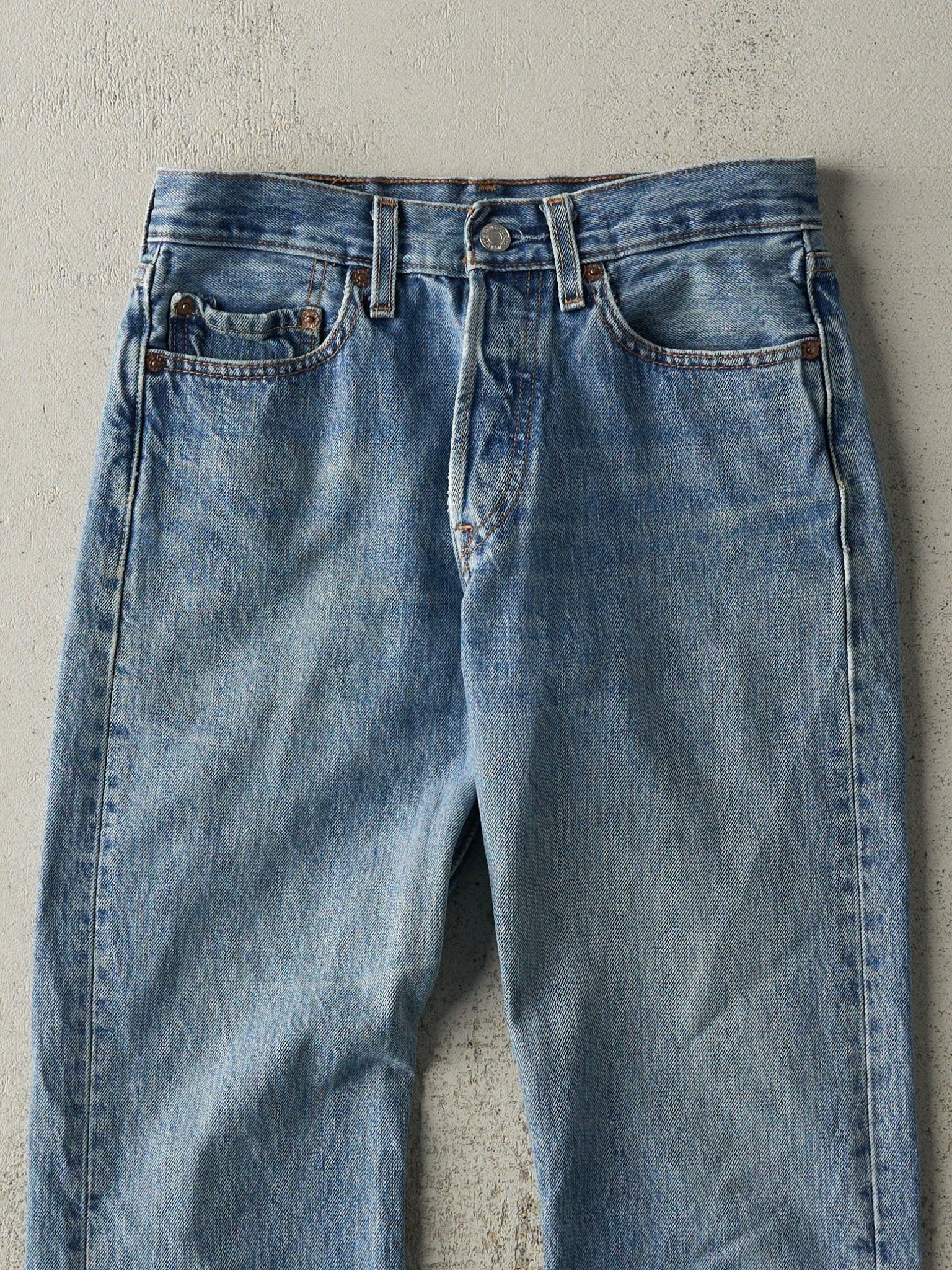 Vintage Y2K Mid Wash Levi's 501 Jeans (28x30)