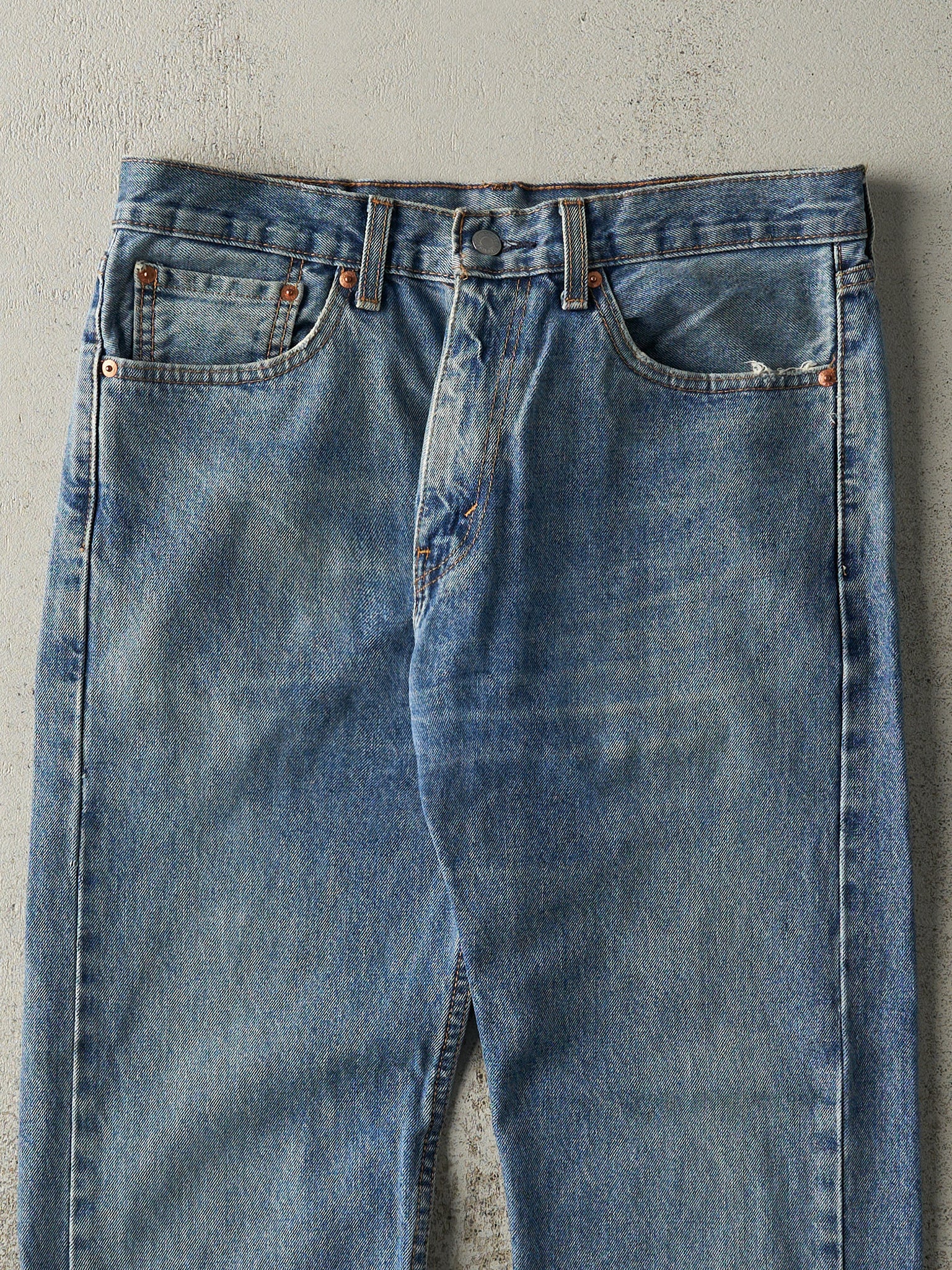 Vintage Y2K Mid Wash Levi's 505 Jeans (33x29.5)