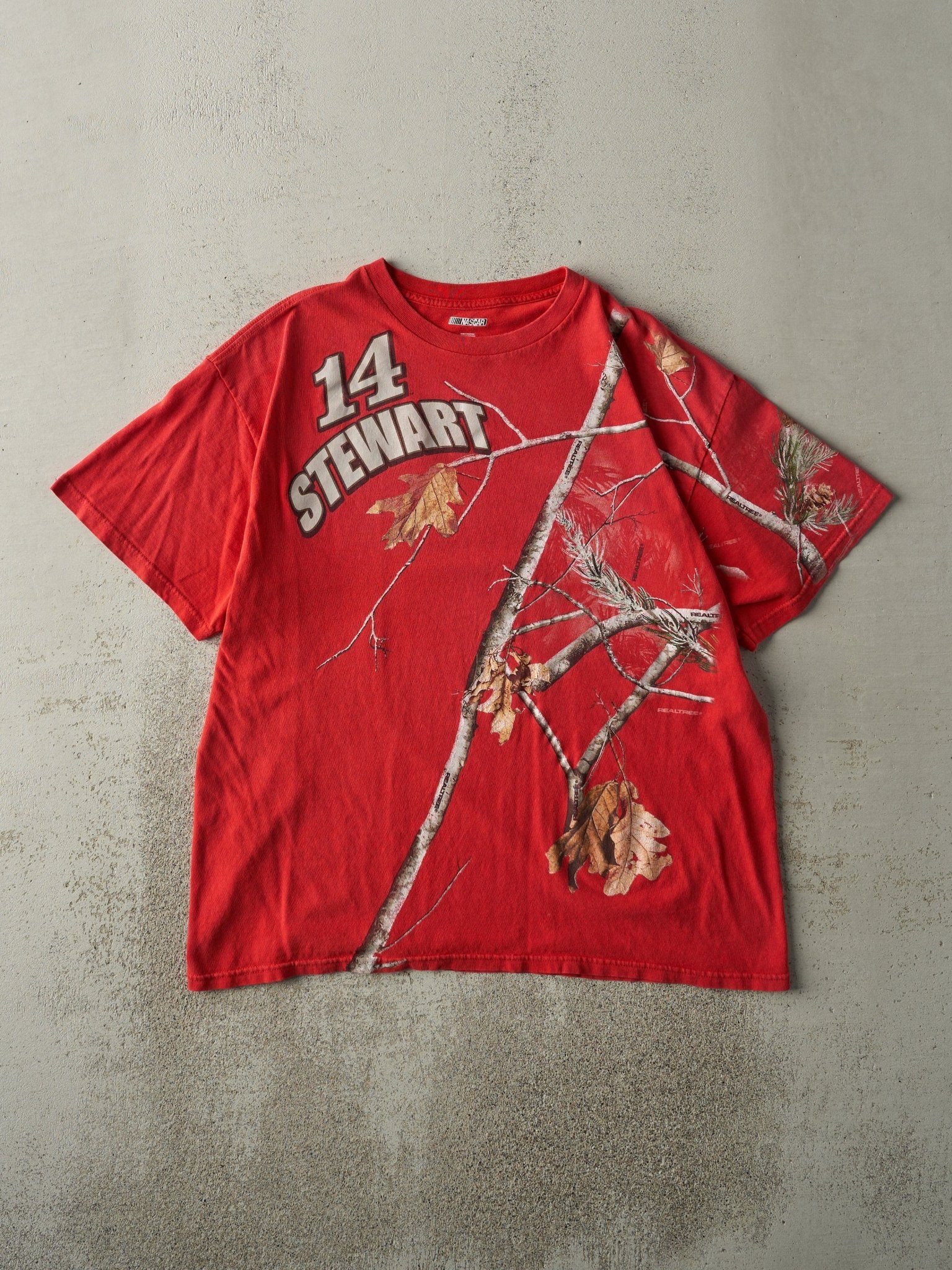 Vintage Y2K Red Tony Stewart Nascar x Realtree Racing Tee (L)
