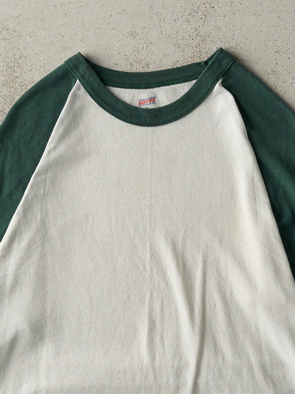 Vintage Y2K White & Green Blank Baseball Tee (M)