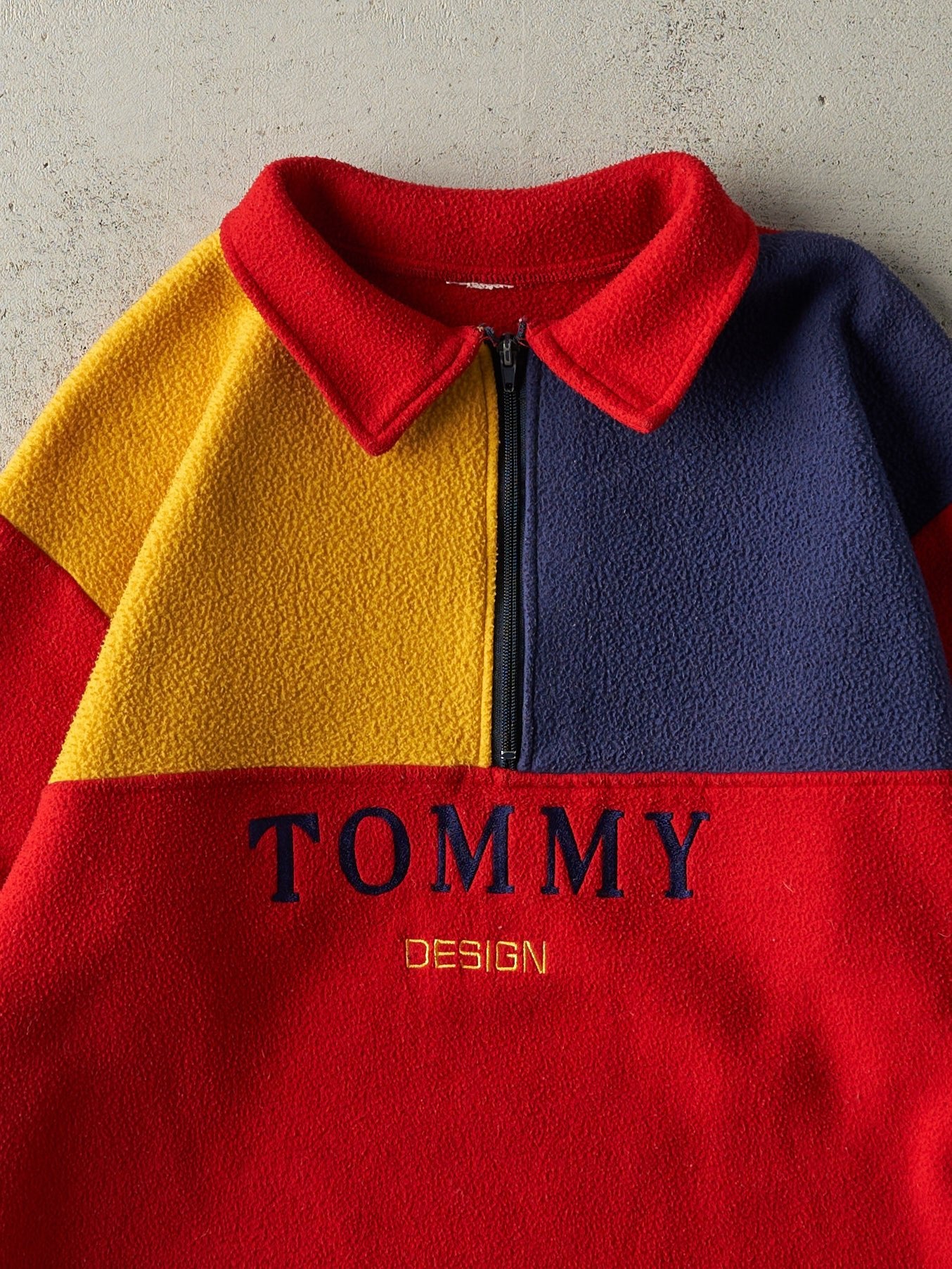Vintage 90s Red Tommy Hilfiger Bootleg Quarter Zip Fleece Sweater (M)
