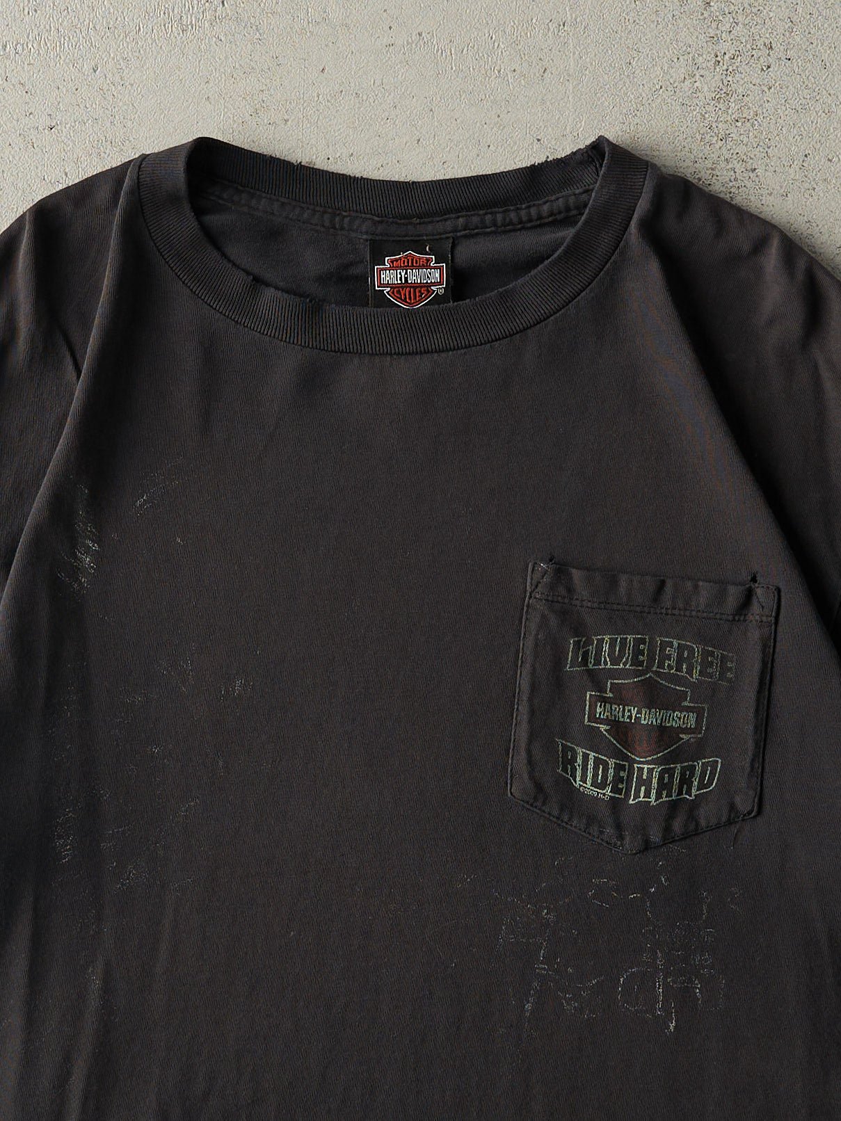 Vintage 09' Faded Black St. Cloud MN Harley Davidson Pocket Tee (L)