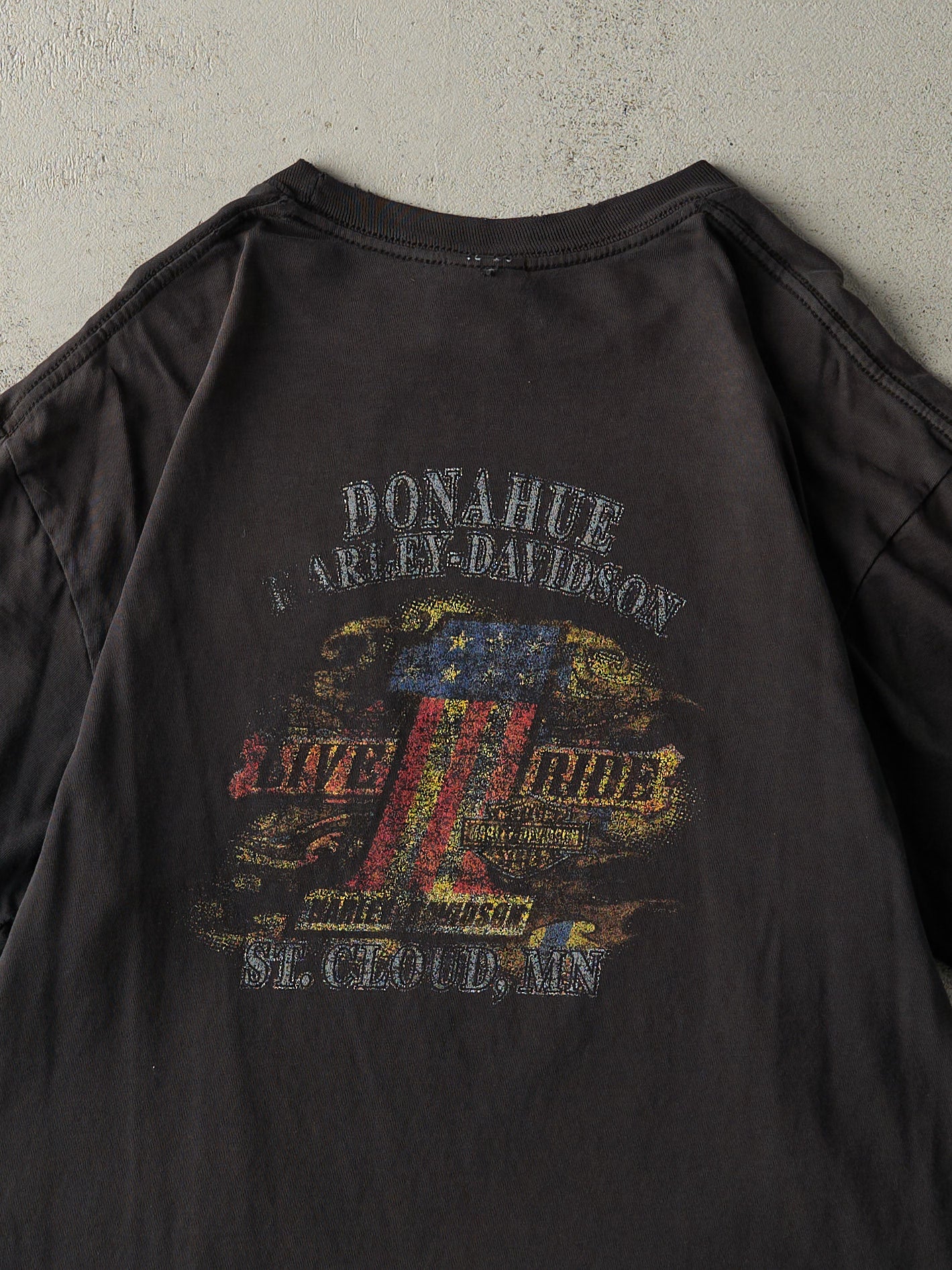 Vintage 09' Faded Black St. Cloud MN Harley Davidson Pocket Tee (L)