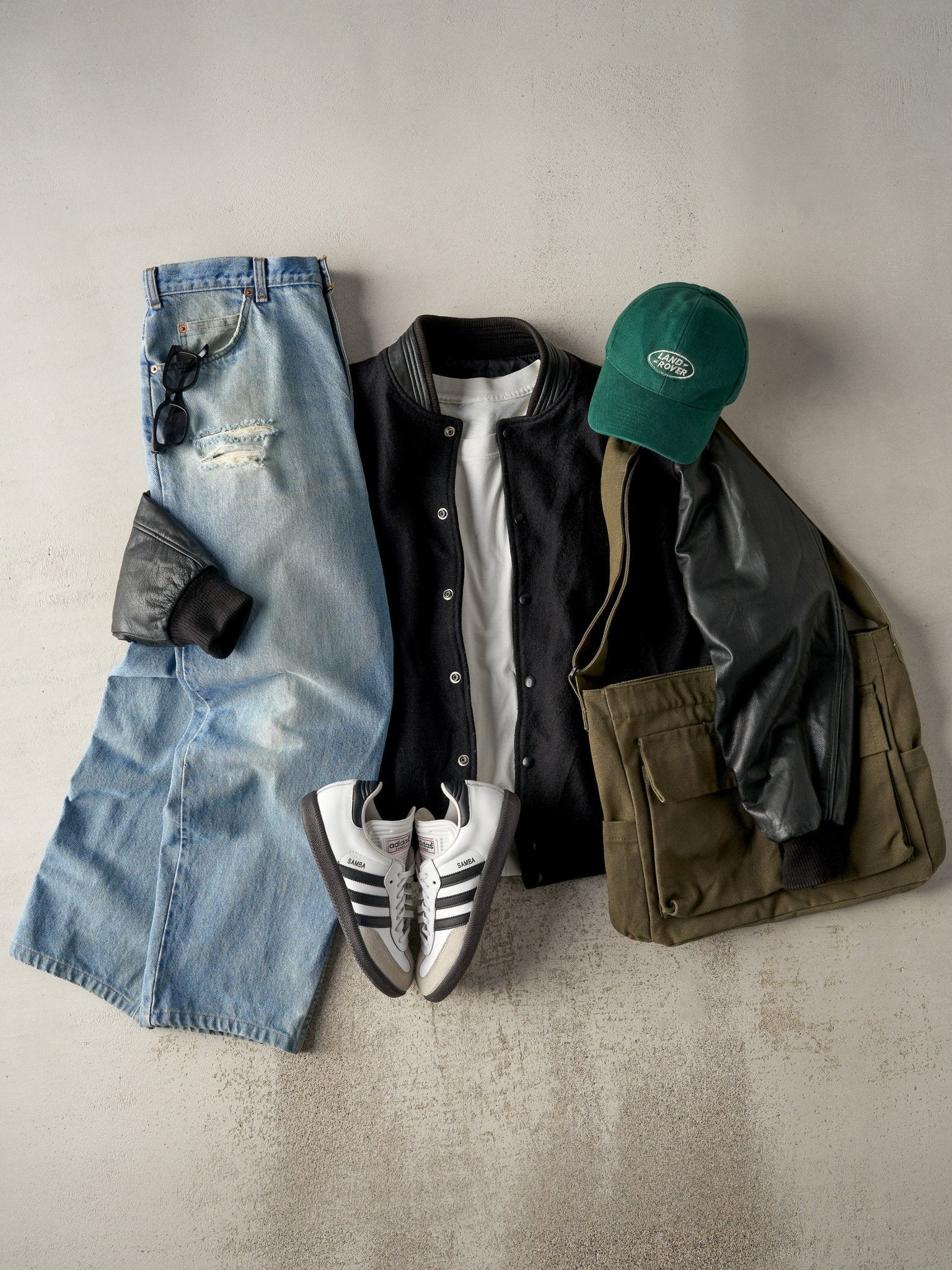 Vintage 90s Black Blank Varsity Jacket (M/L)