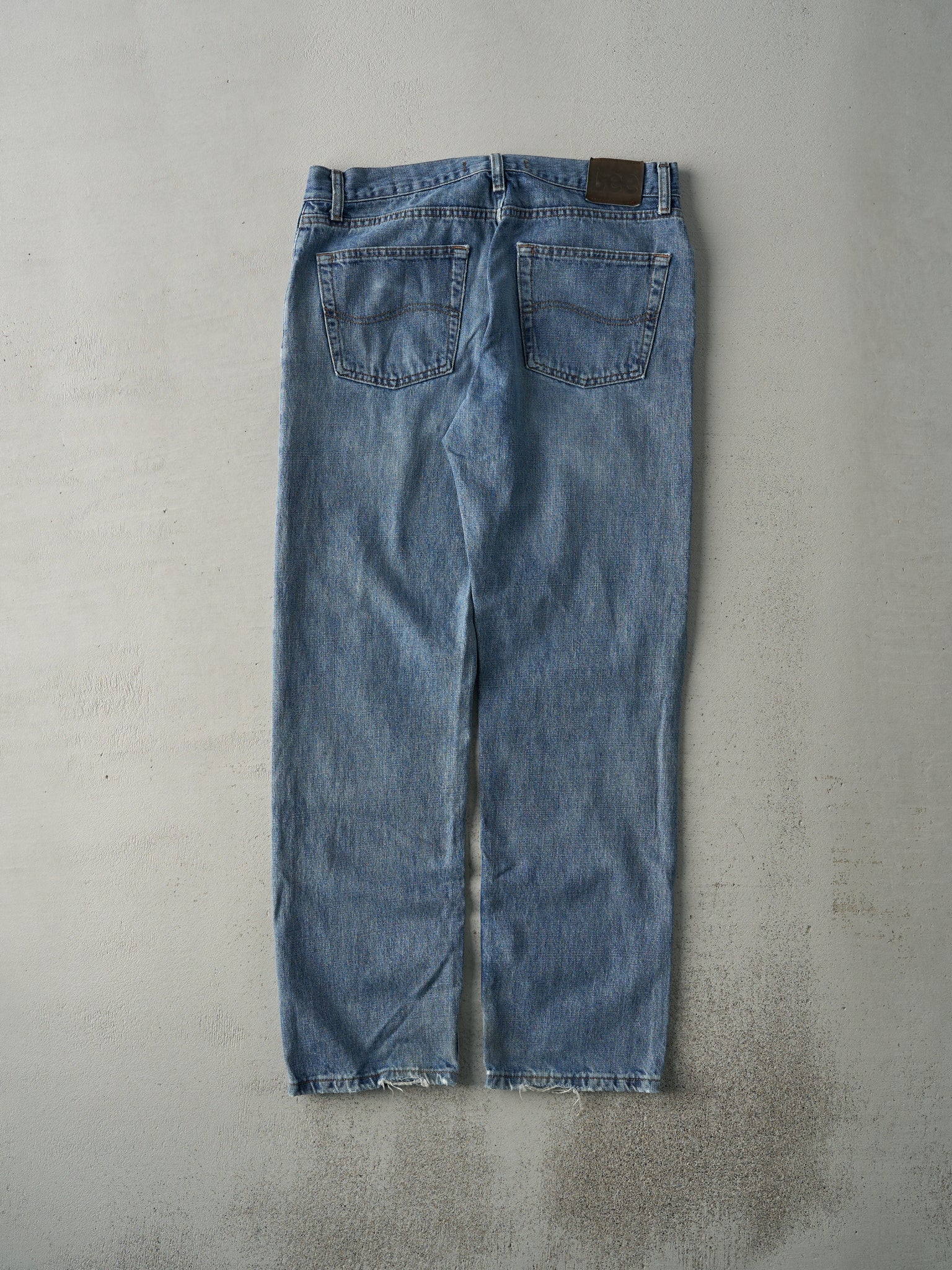 Vintage Y2K Light Wash Lee Regular Fit Jeans (34x30.5)
