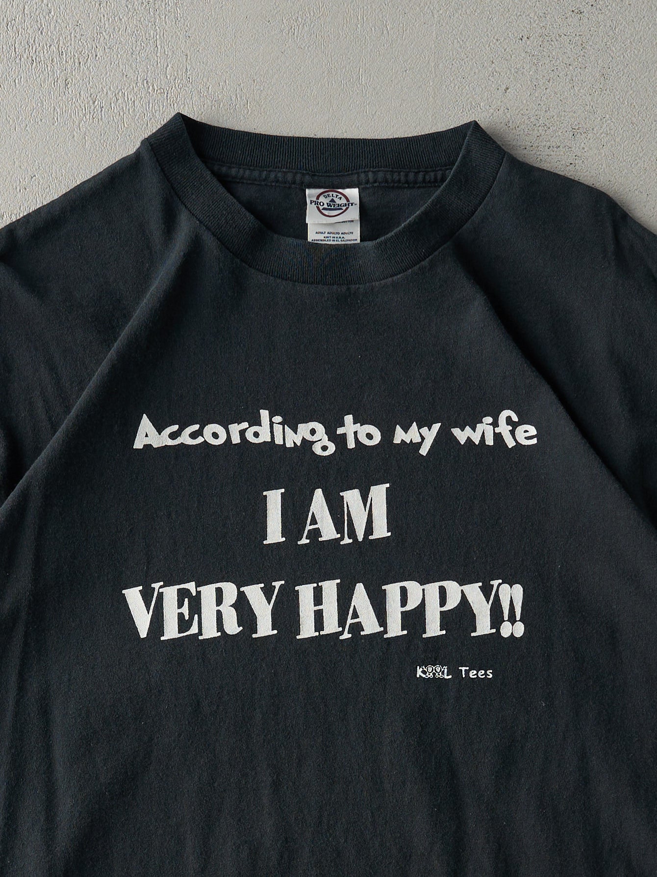 Vintage Y2K Black "I Am Very Happy" Tee (L)