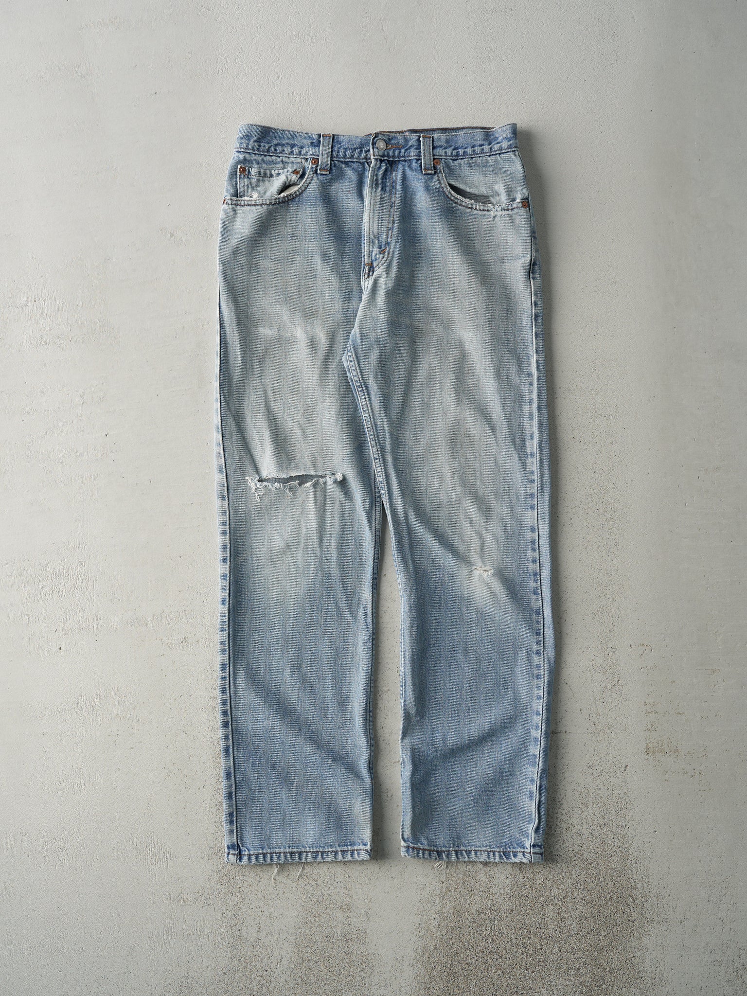 Vintage Y2K Light Wash Levi's 505 Jeans (32x30)