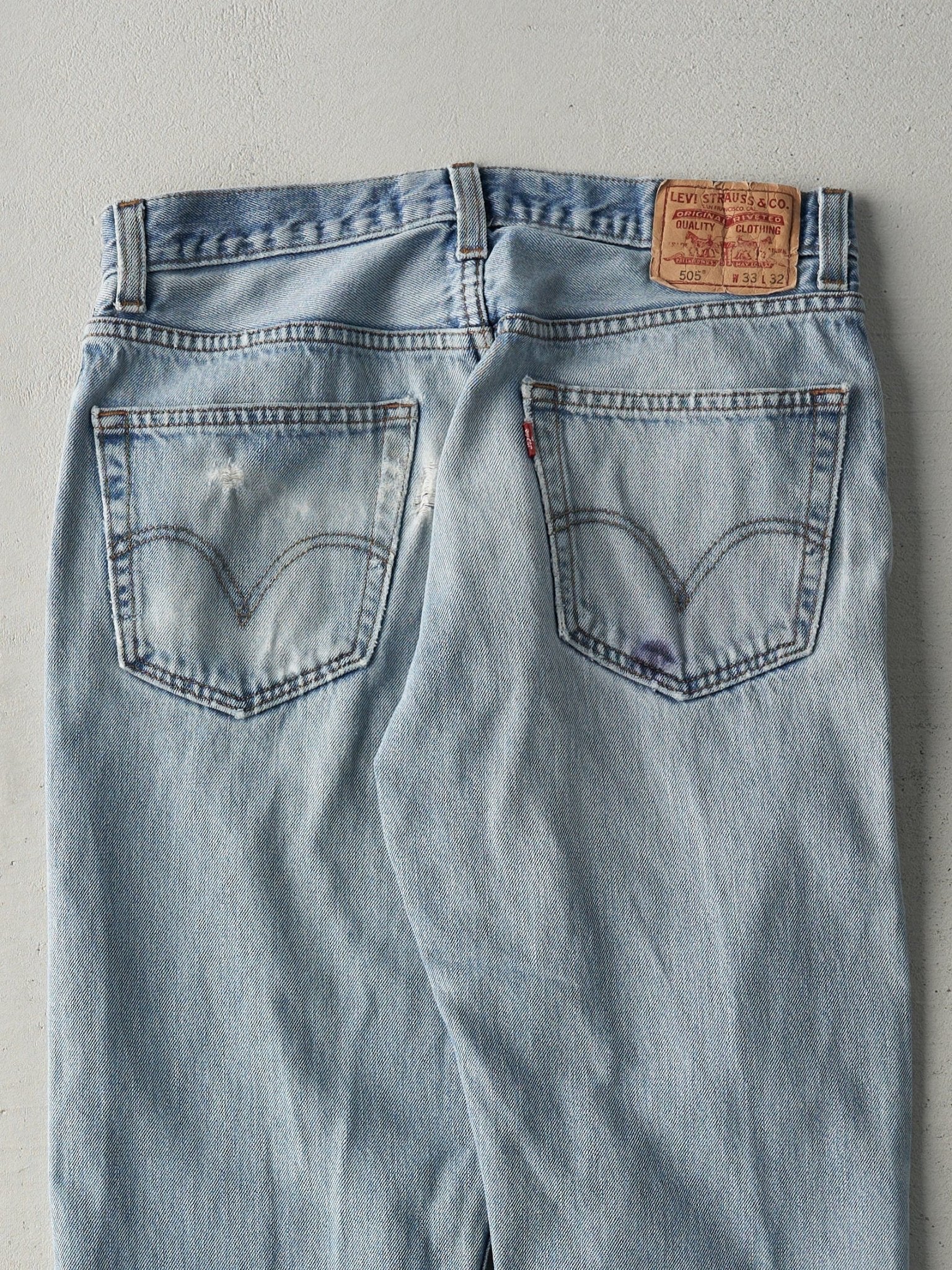 Vintage Y2K Light Wash Levi's 505 Jeans (32x30)