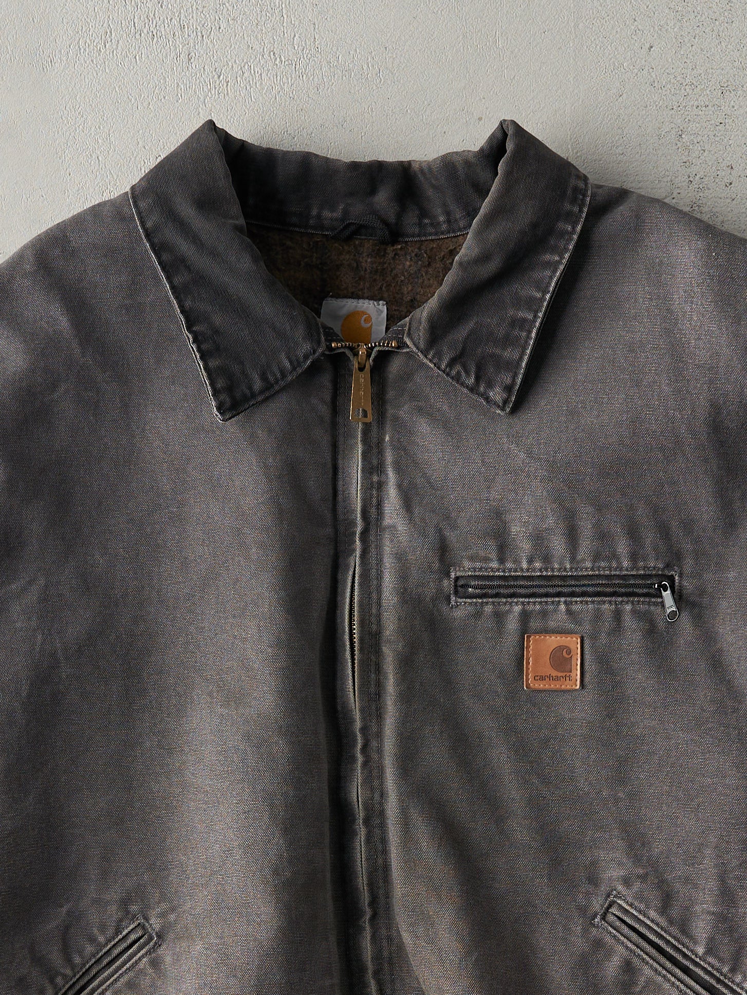 Vintage Y2K Grey Short Carhartt Detroit Jacket (XXL)