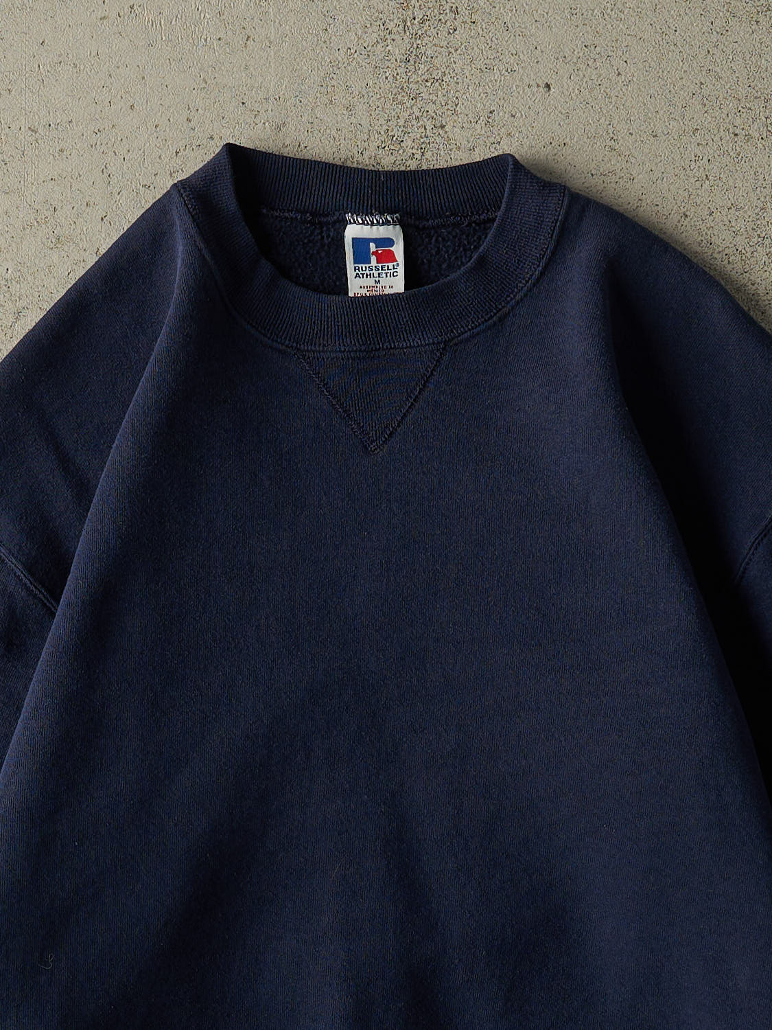 Vintage 90s  Navy Blue Russell Athletic Blank Crewneck (S/M)