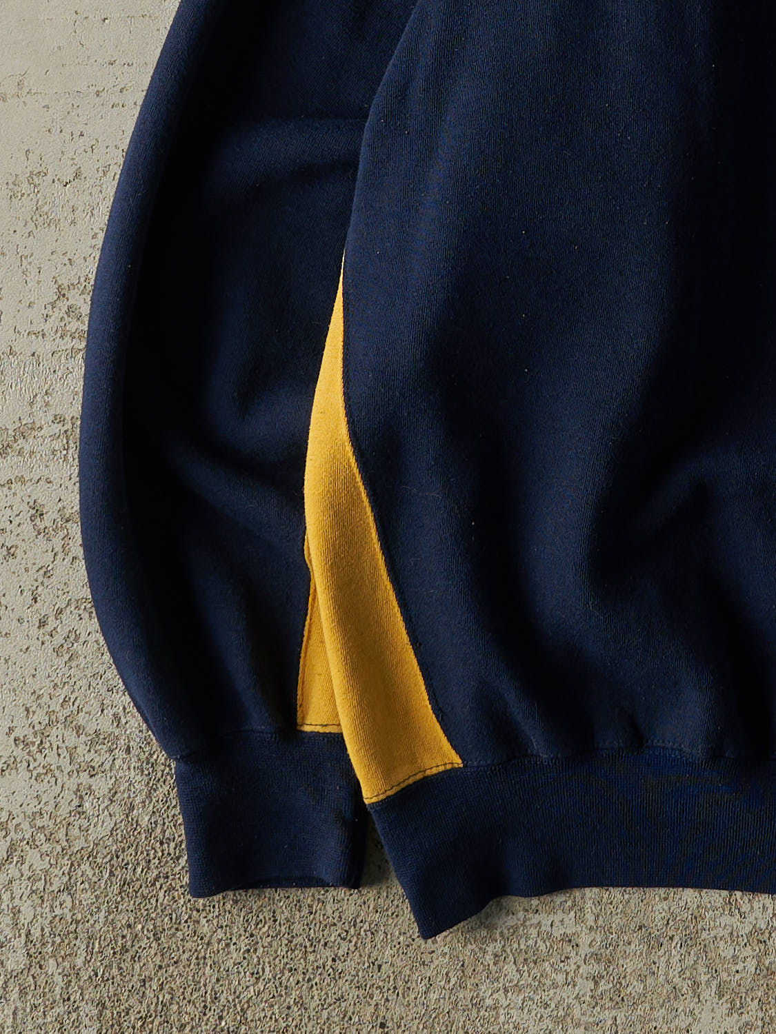Vintage 90s  Navy Blue University of Toledo  Crewneck (XL/XXL)