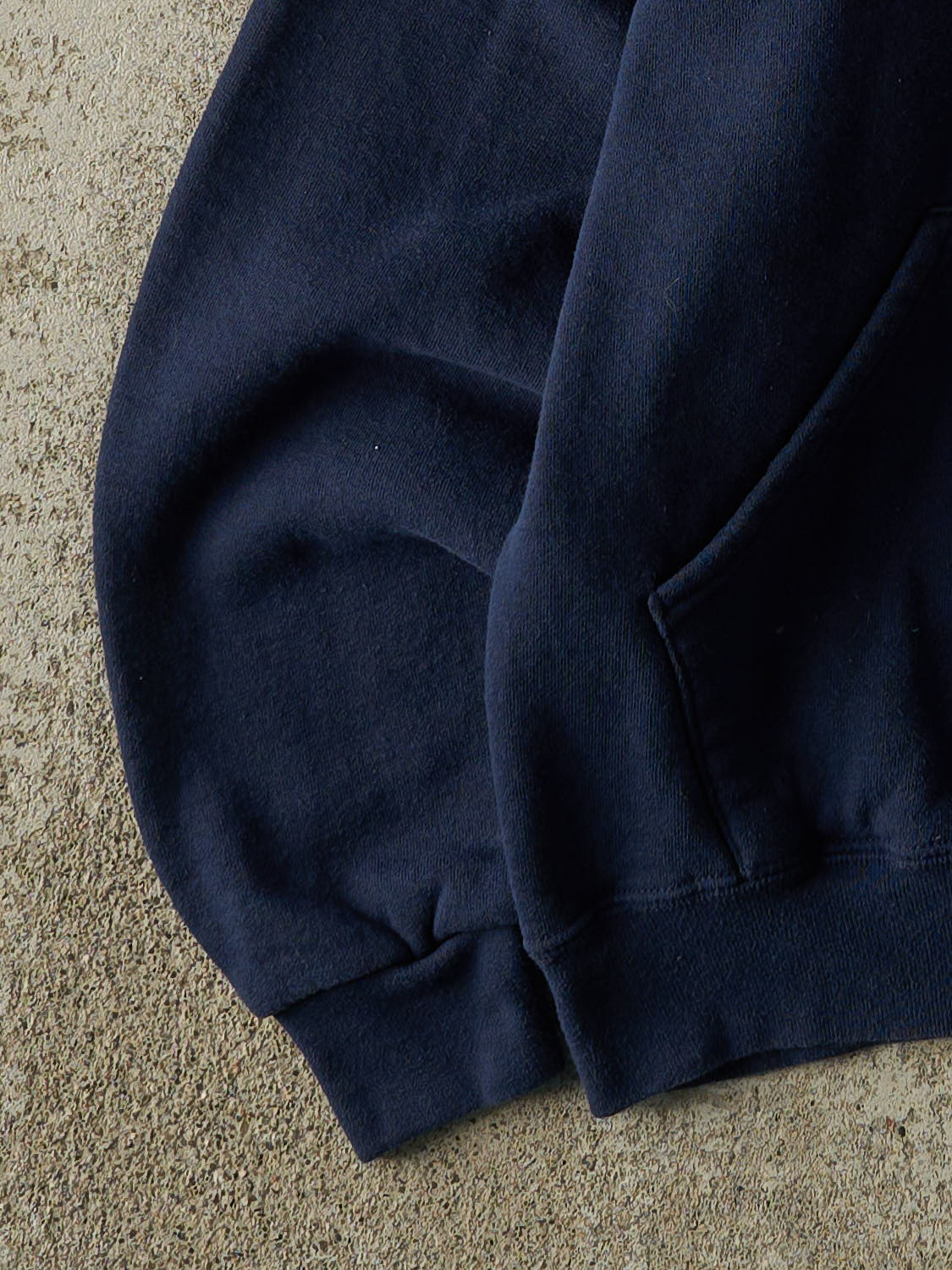 Vintage 90s Navy Blue Melfort Golf & Country Club Russell Athletic Embroidered Hoodie (M/L)