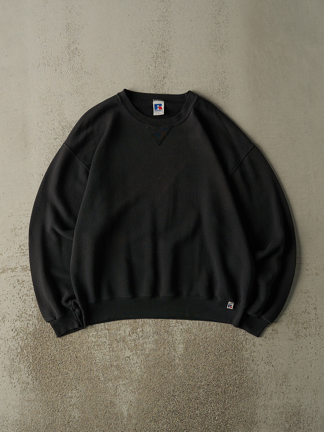 Vintage 90s Faded Black Russell Athletic  Blank Crewneck (L)