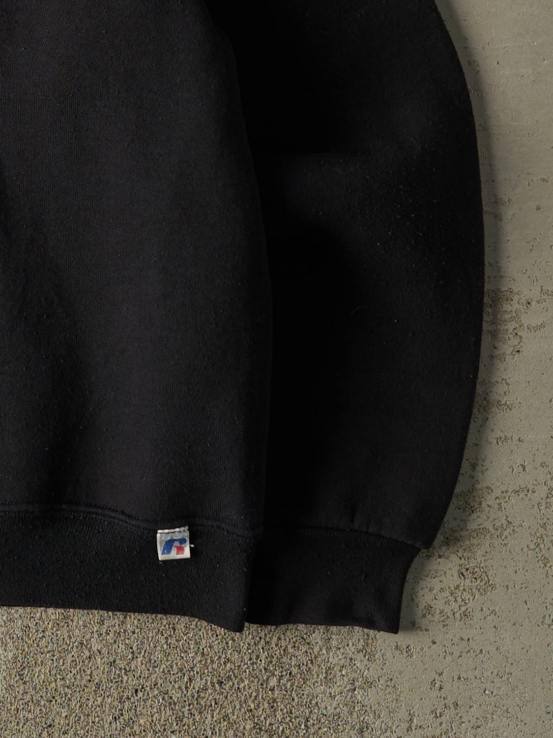 Vintage Y2K  Black Russell Athletic  Blank Crewneck  (S/M)