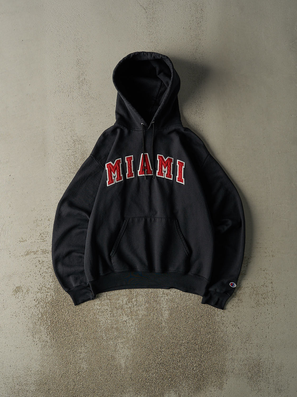Vintage 90s Black University of Miami Champion  Embroidered Hoodie (M)