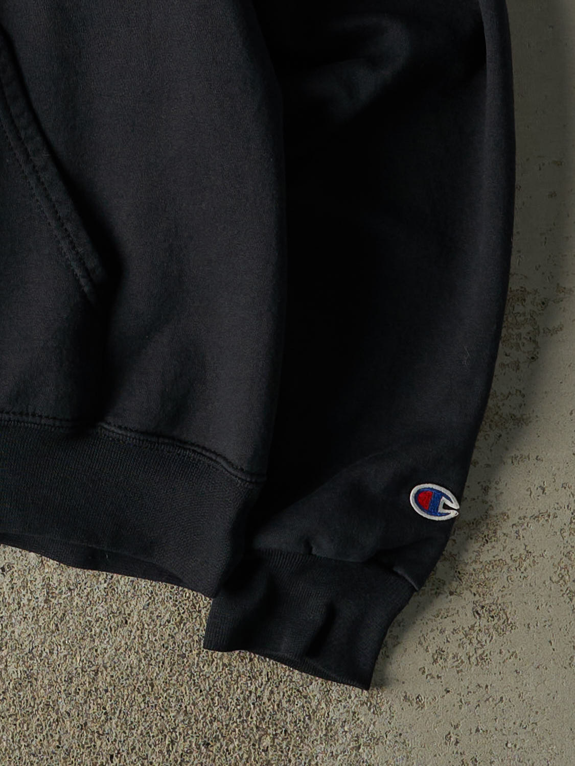 Vintage 90s Black University of Miami Champion  Embroidered Hoodie (M)