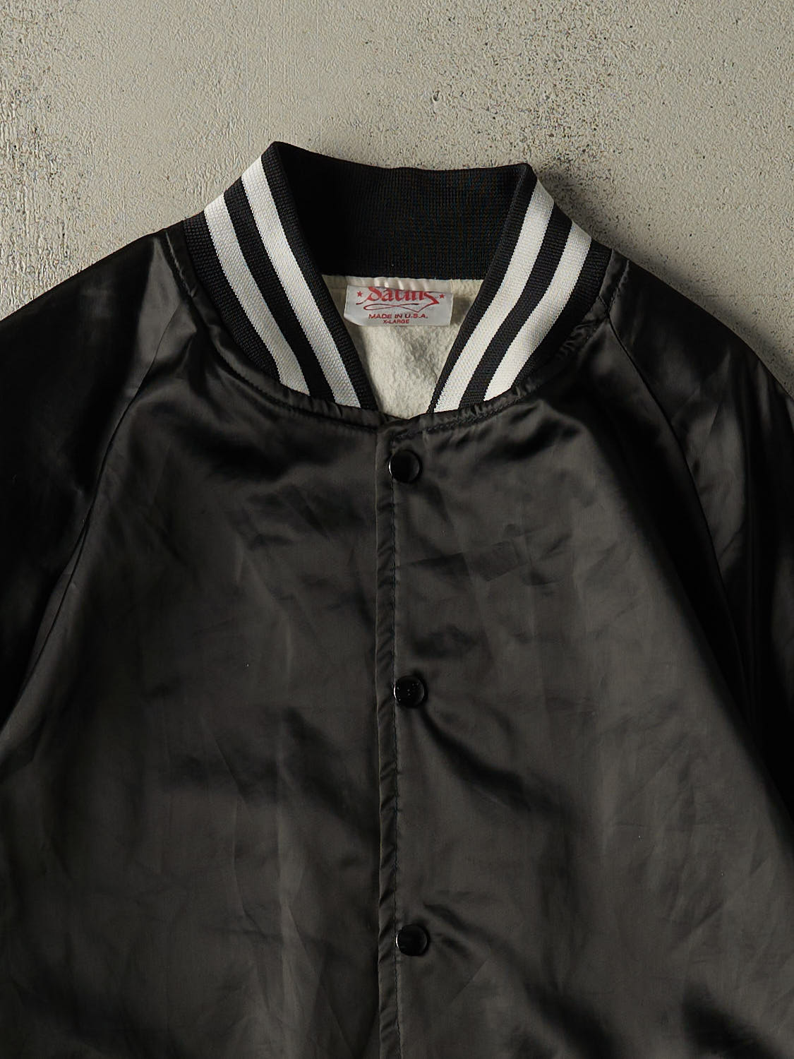 Vintage 80s Black Embroidered Satin Bomber Jacket (XL/XXL