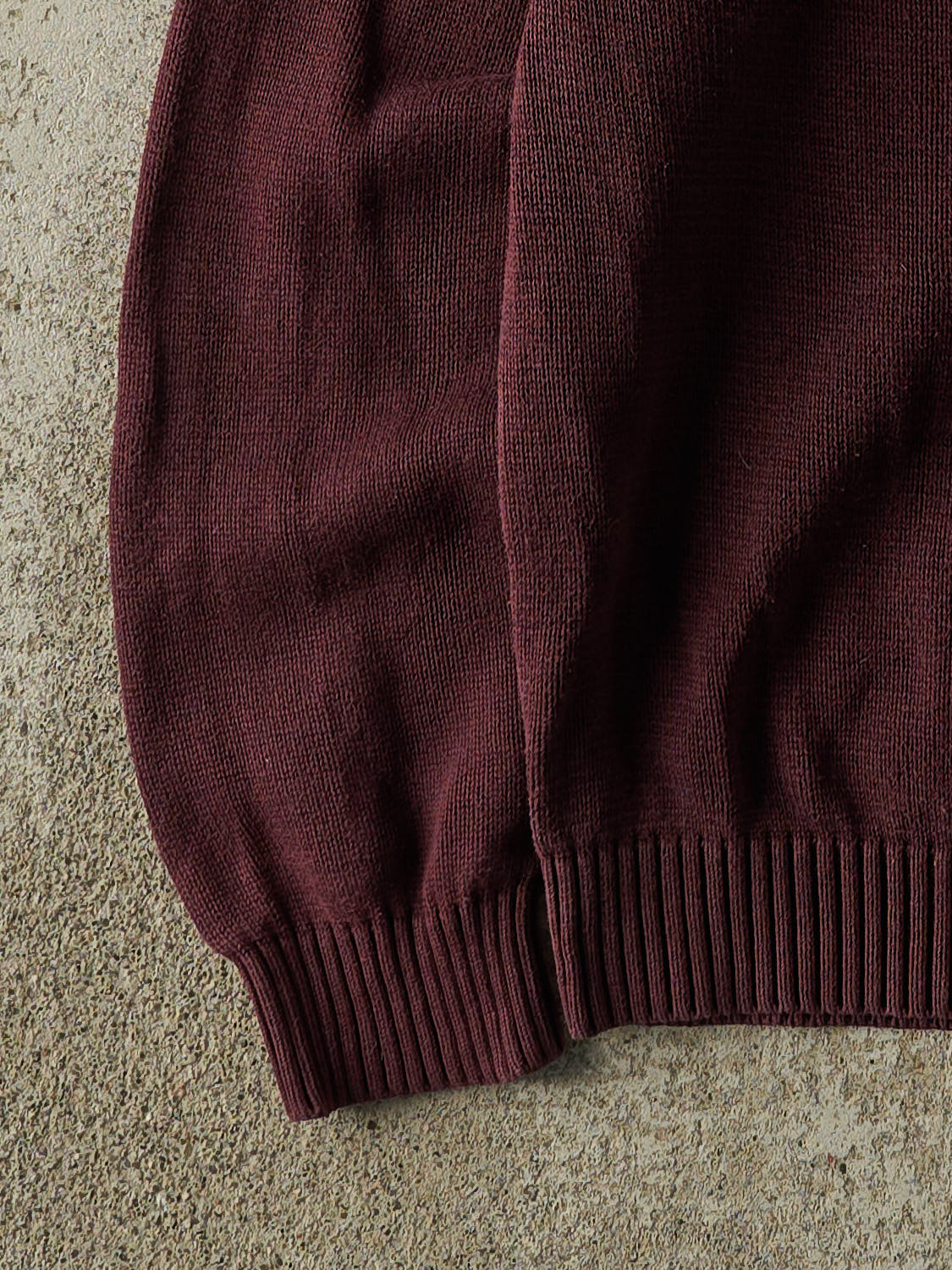 Vintage Y2K Burgundy Tommy Hilfiger Embroidered Knit (L/XL)