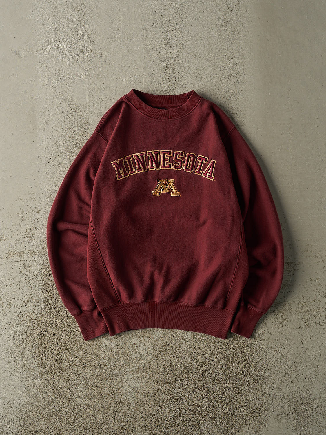 Vintage 90s Burgundy University of Minnesota Embroidered Crewneck (M/L)