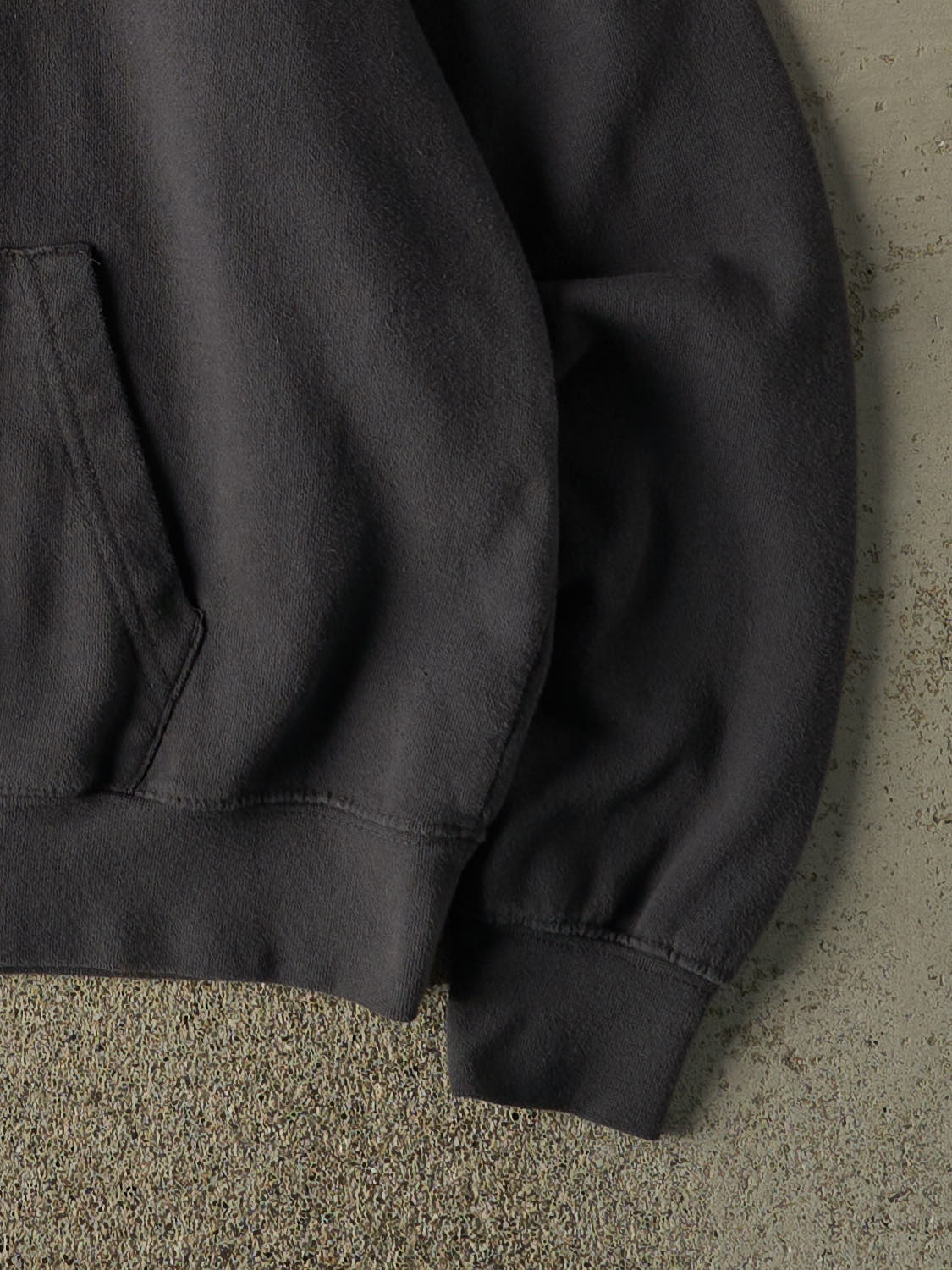 Vintage Y2K Charcoal Grey Georgetown Hoyas Embroidered Hoodie (S/M)